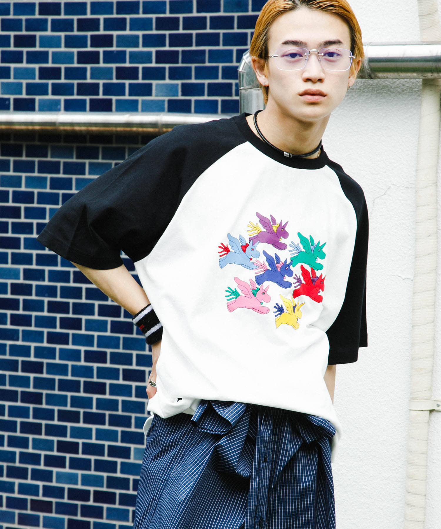 WHT×BLK