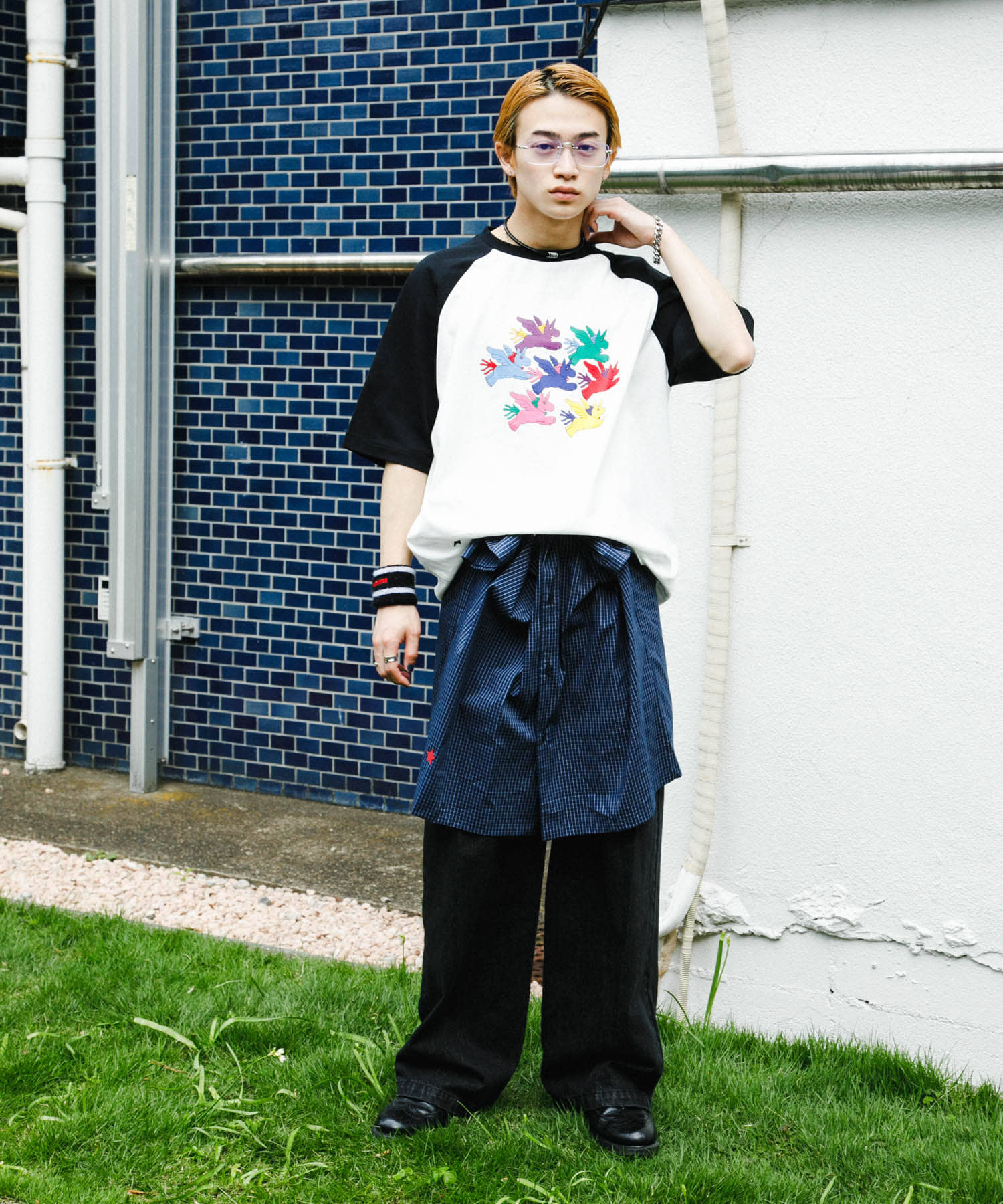 WHT×BLK