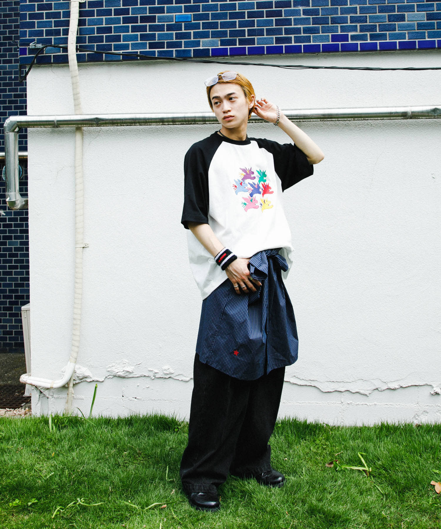 WHT×BLK