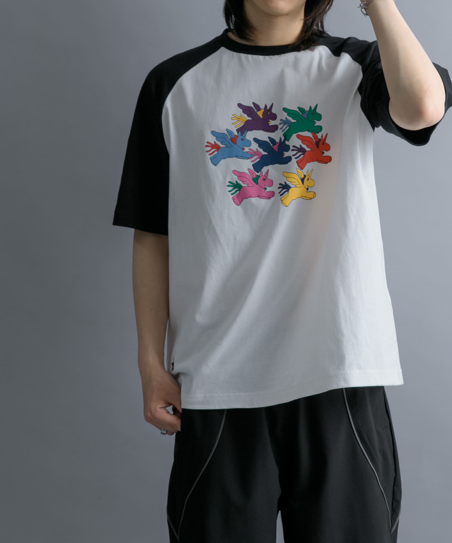 WHT×BLK