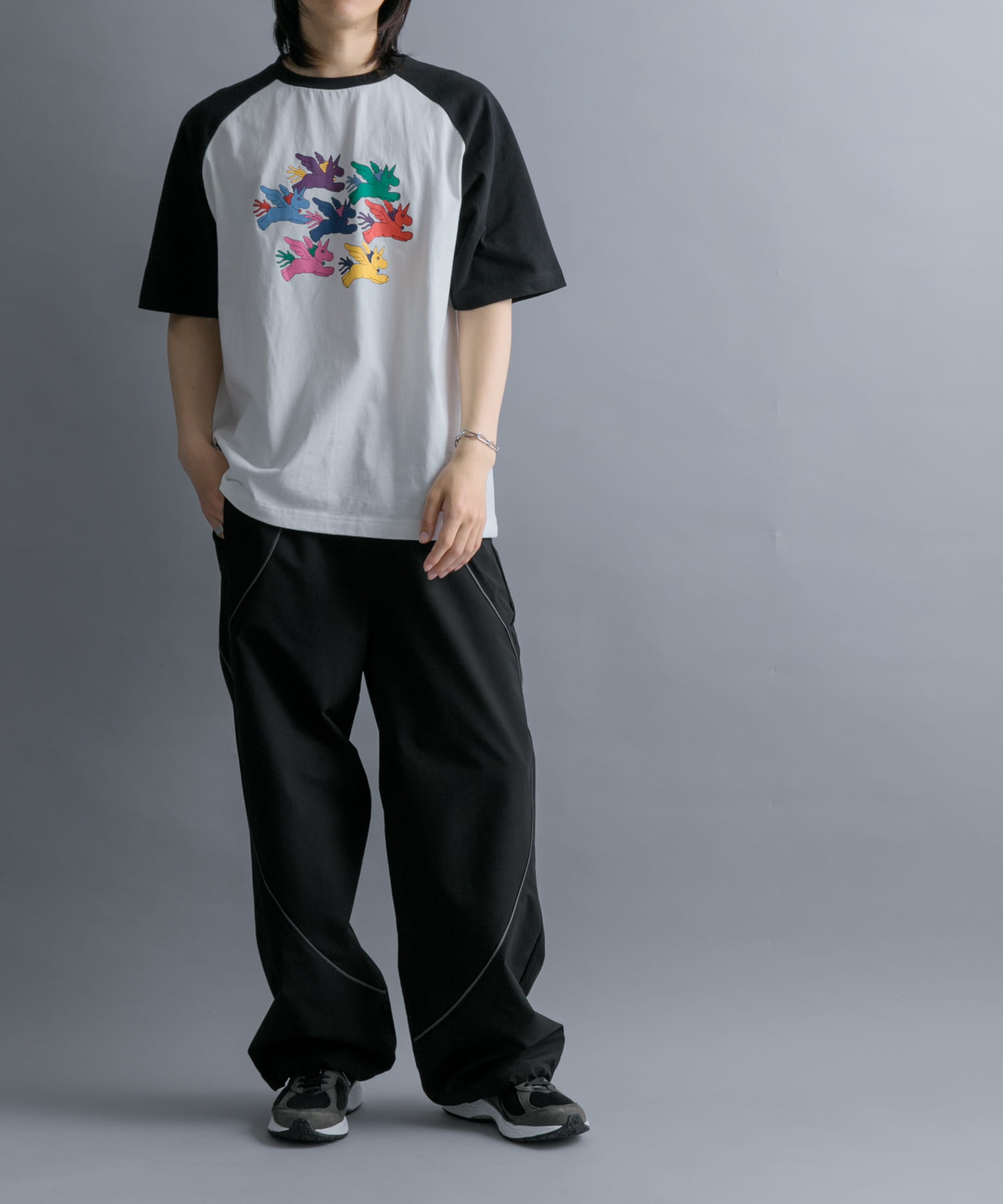 WHT×BLK