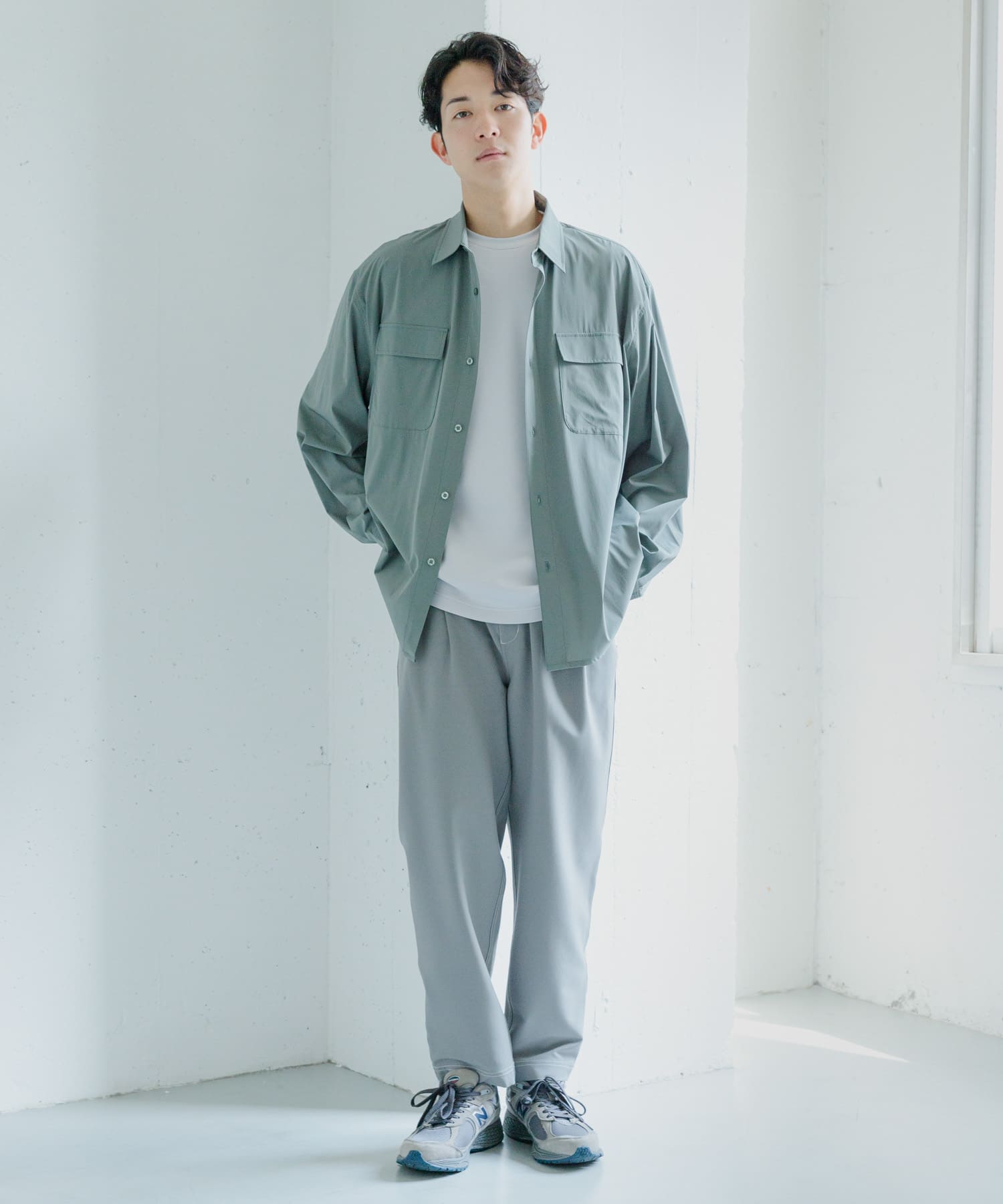 KHAKI