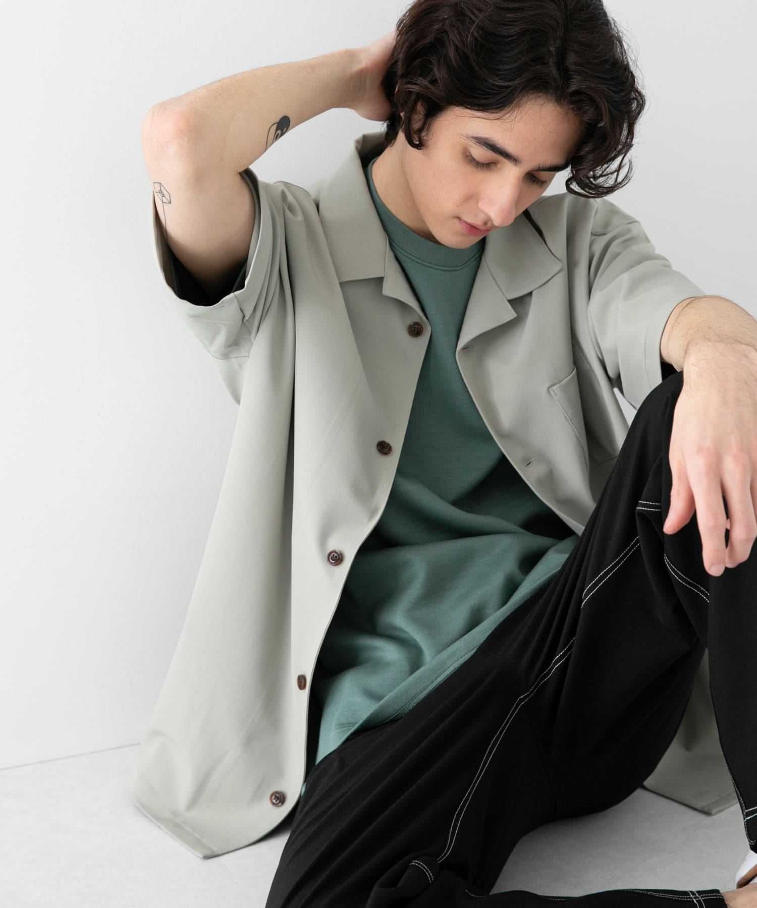 ユニセックス』オープンカラールーズシャツ(5分袖)(S BEIGE): トップス