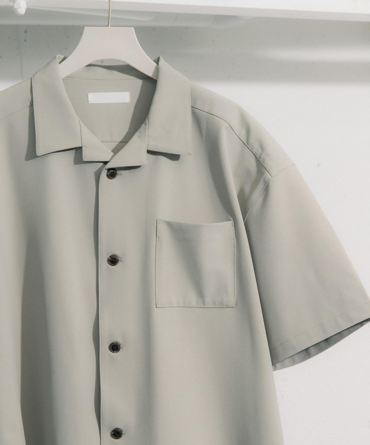 『ユニセックス』オープンカラールーズシャツ(5分袖) BEIGE S