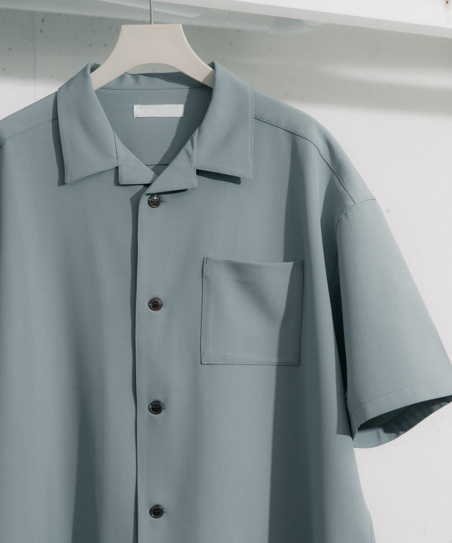 『ユニセックス』オープンカラールーズシャツ(5分袖) L.KHAKI M