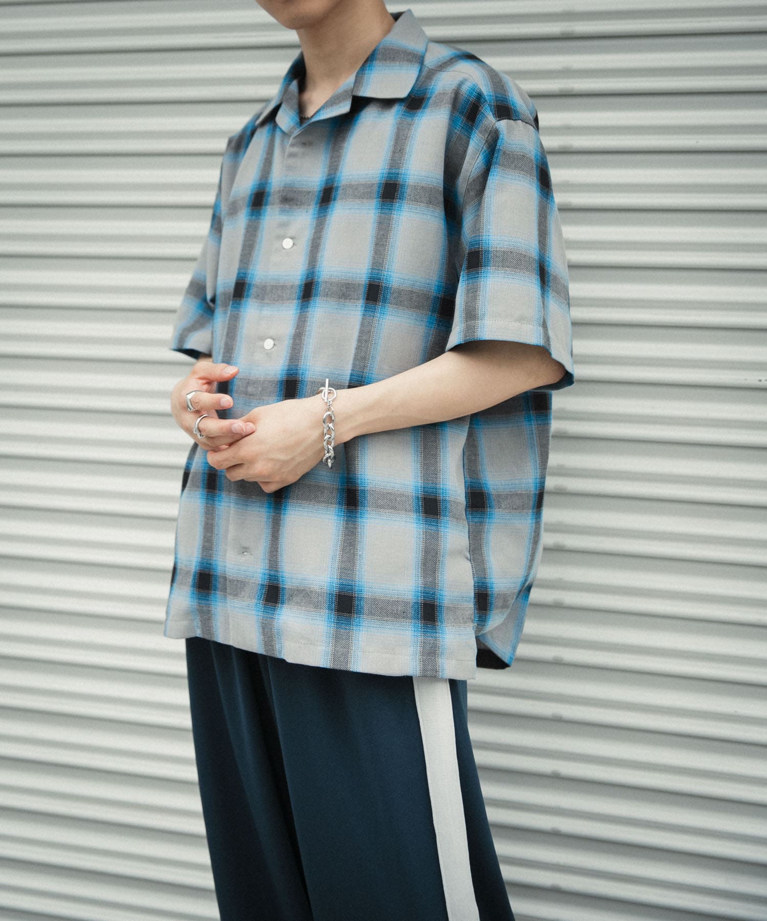 GRY×BLUE