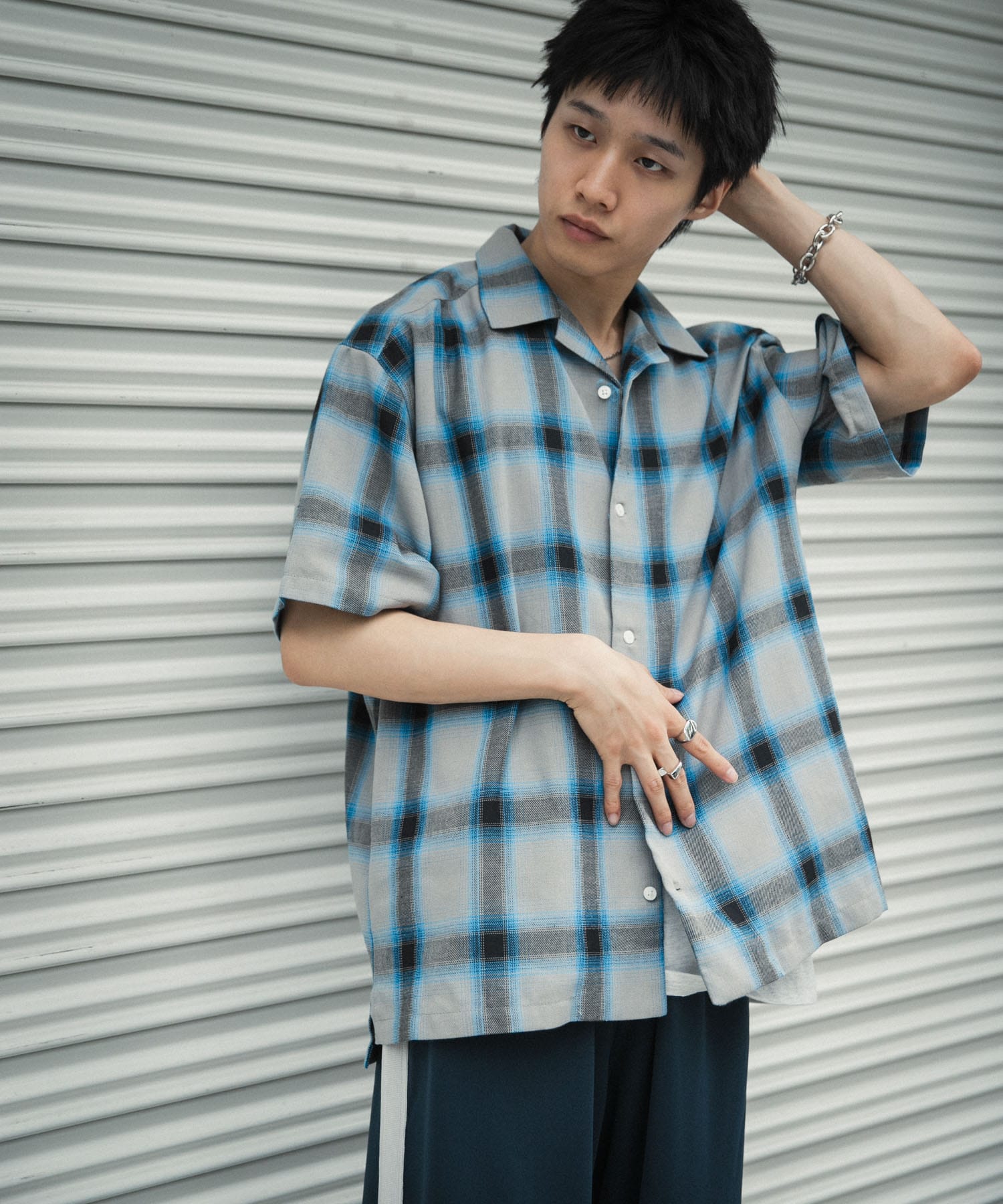GRY×BLUE
