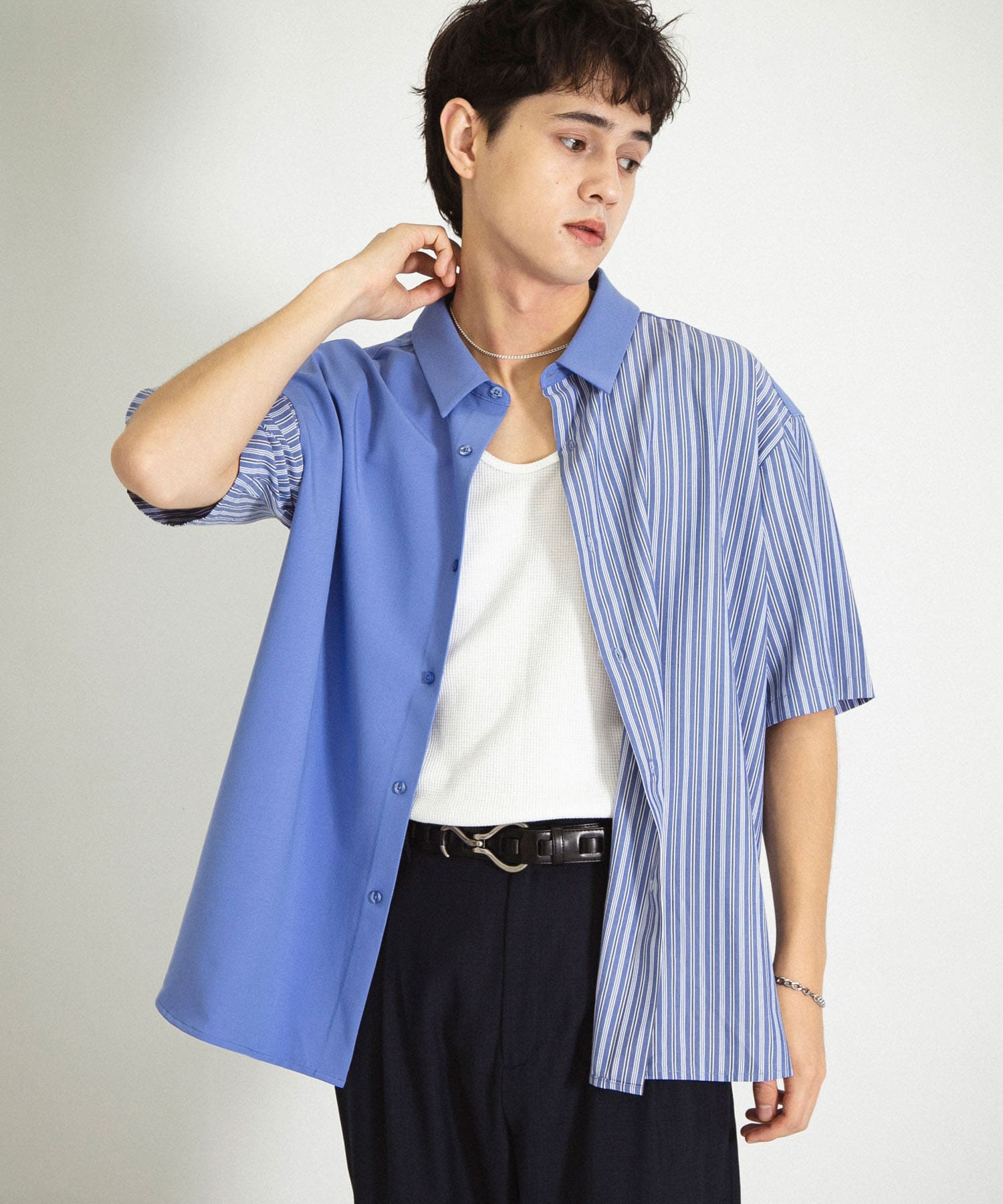 BLU×WHT