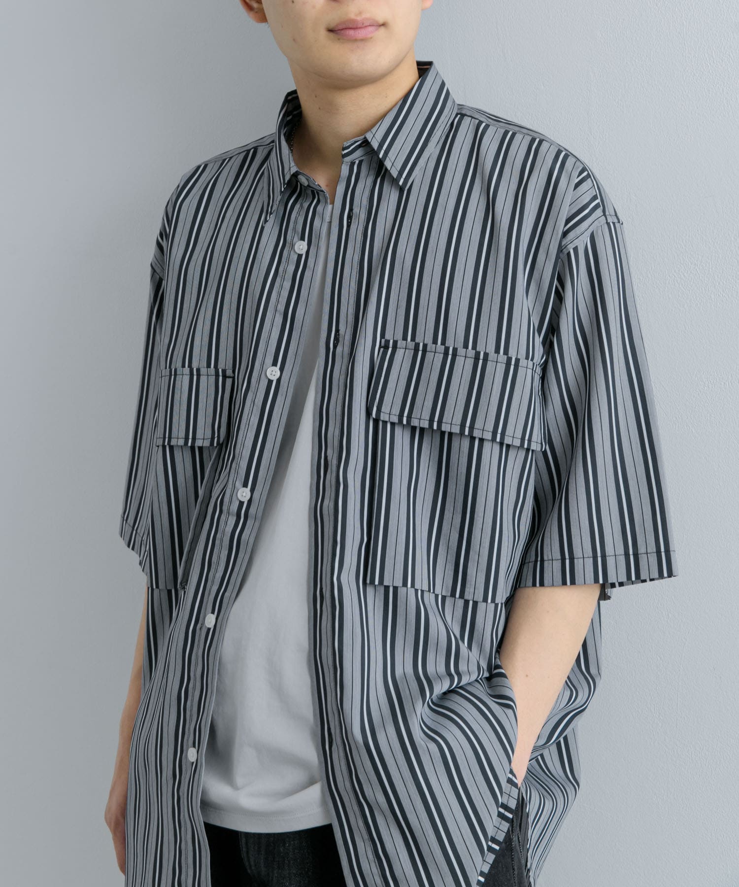 BLK×WHT