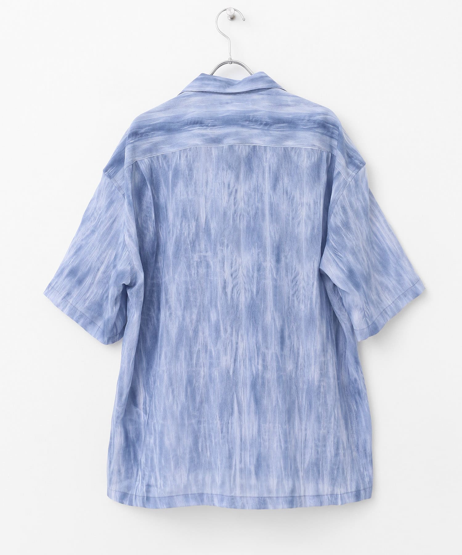 BLU×WHT