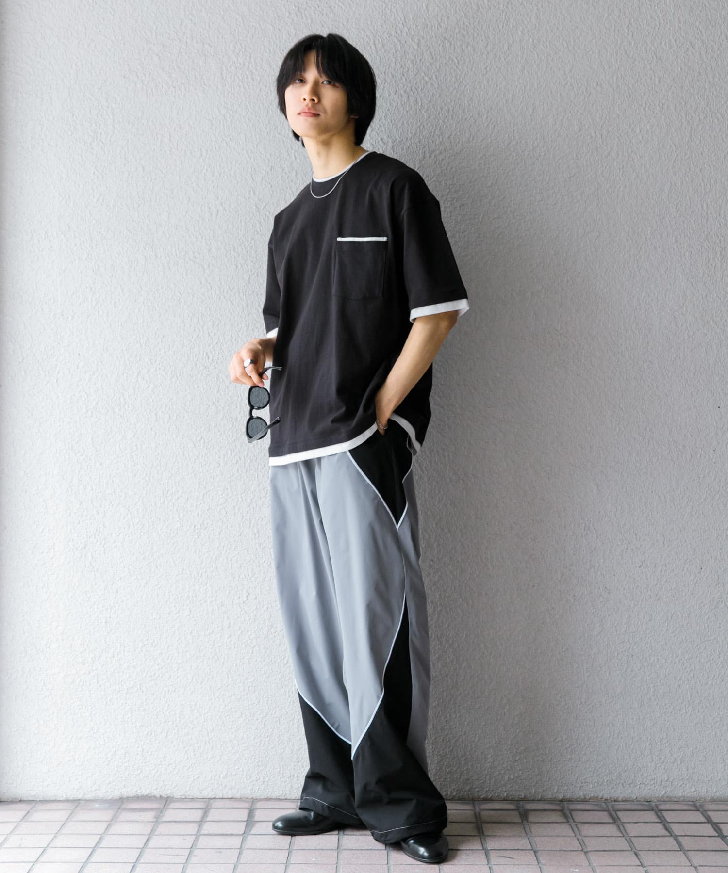 GRY×BLK
