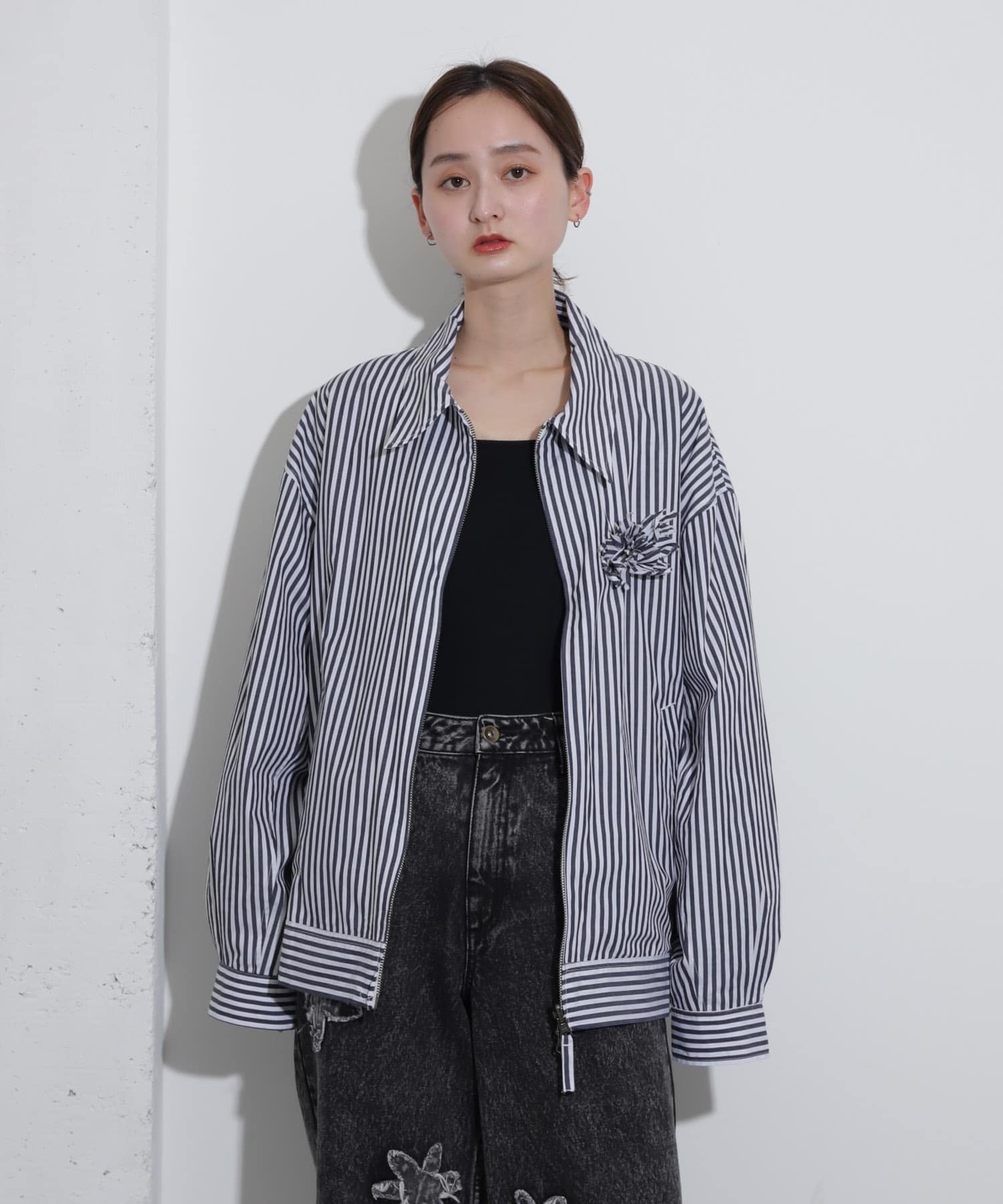 WHT×BLK