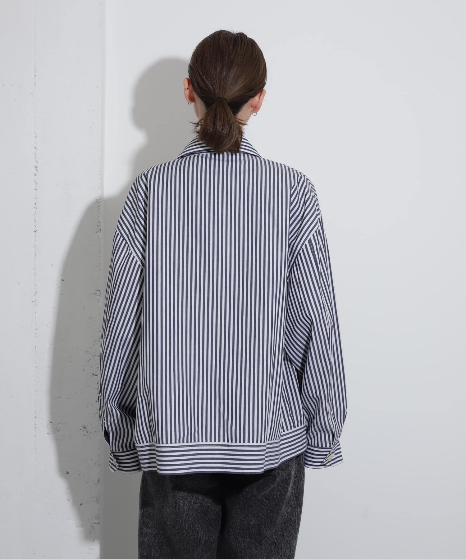 WHT×BLK