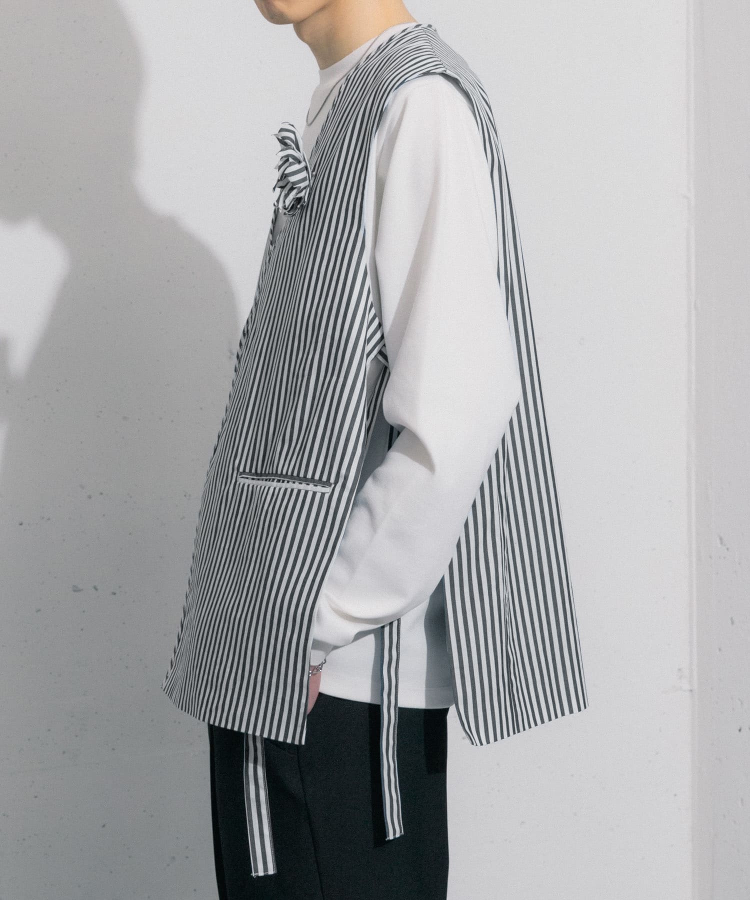WHT×BLK