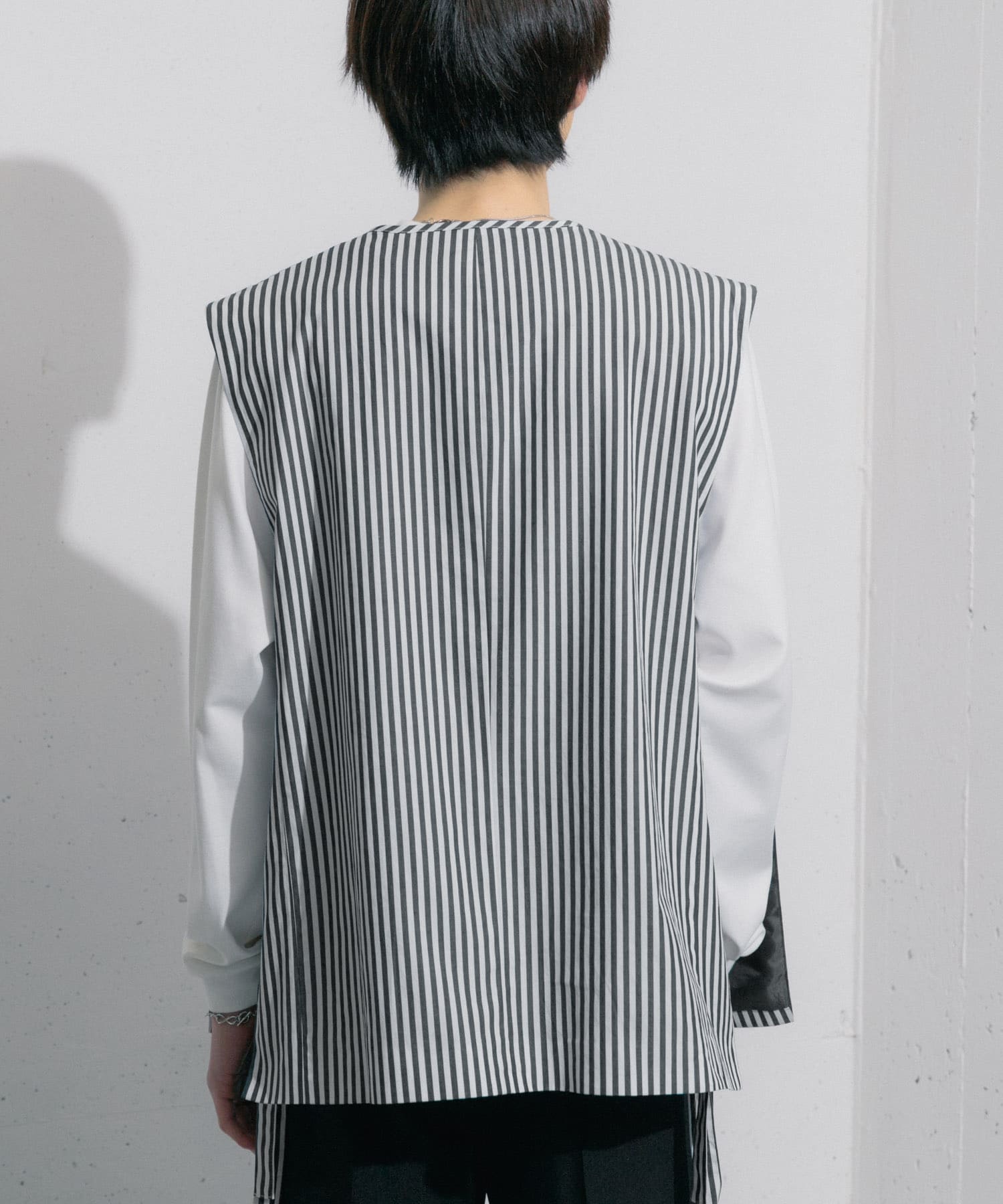 WHT×BLK
