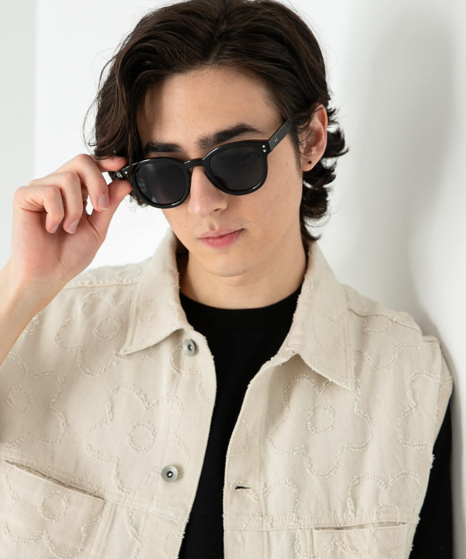 『ユニセックス』ボストンサングラス BLACK one