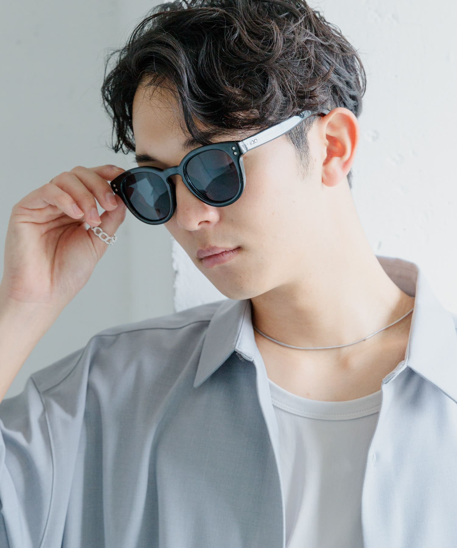 『ユニセックス』ボストンサングラス BLACK one