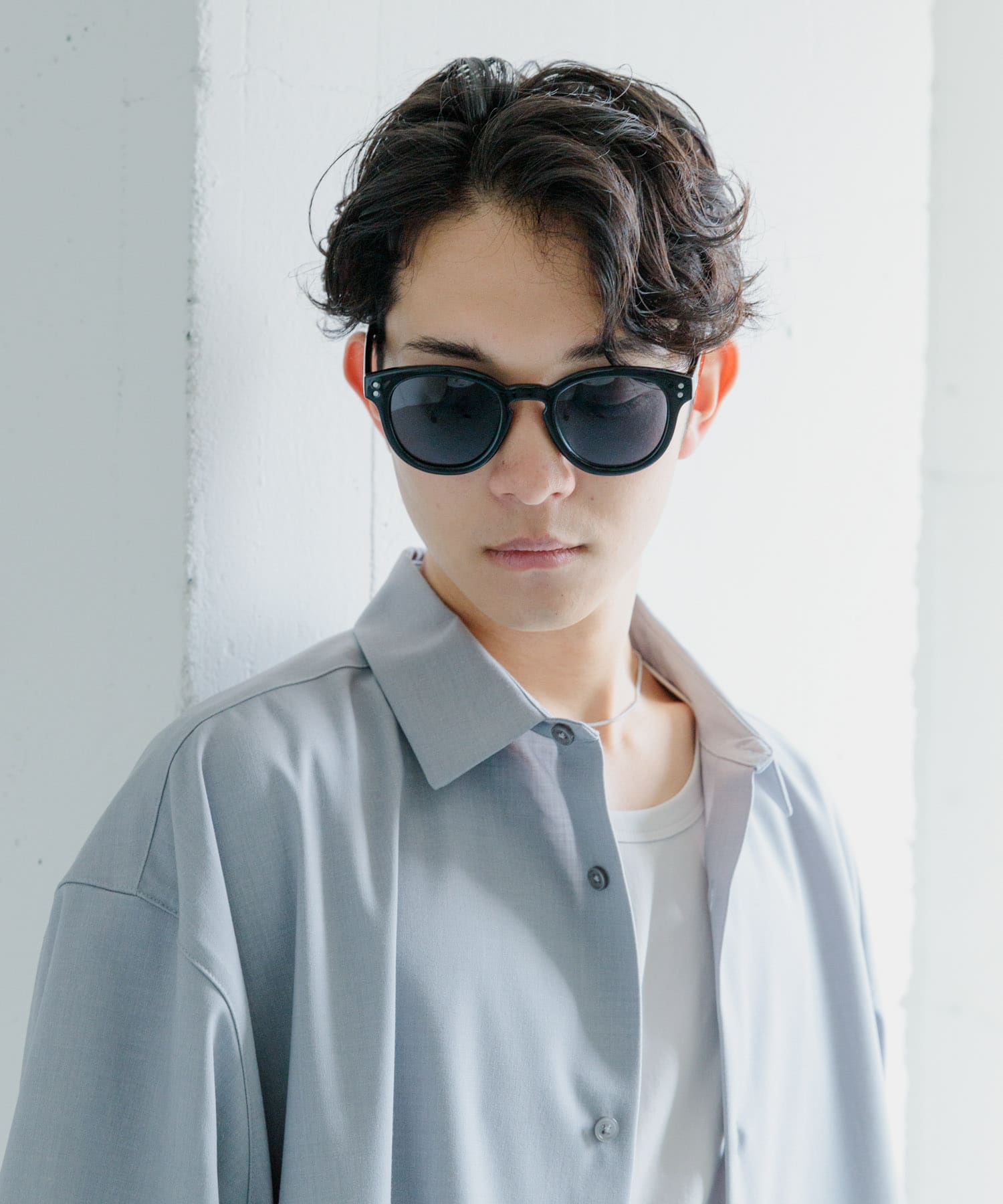 『ユニセックス』ボストンサングラス BLACK one