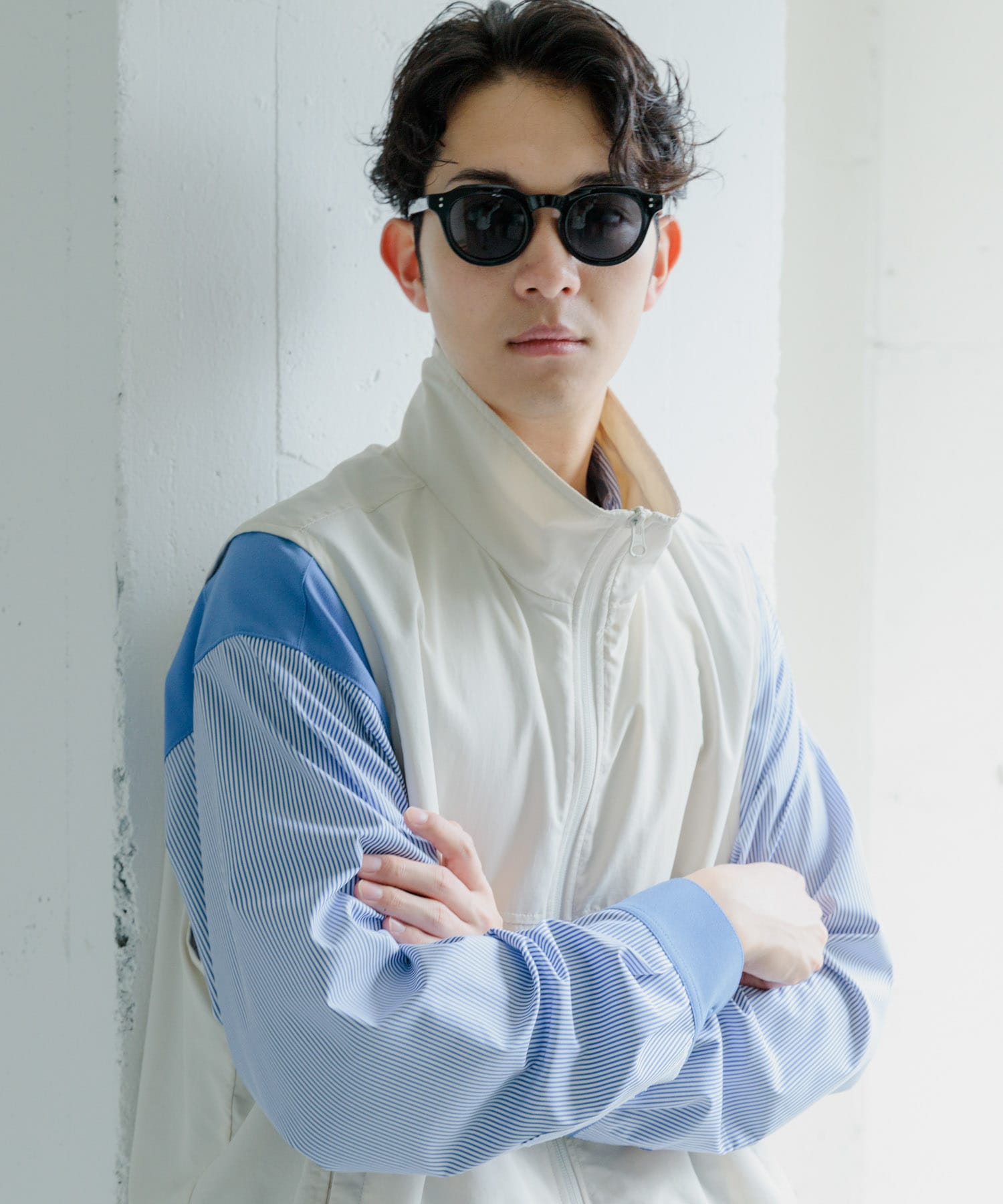 『ユニセックス』クラウンパントサングラス BLACK one