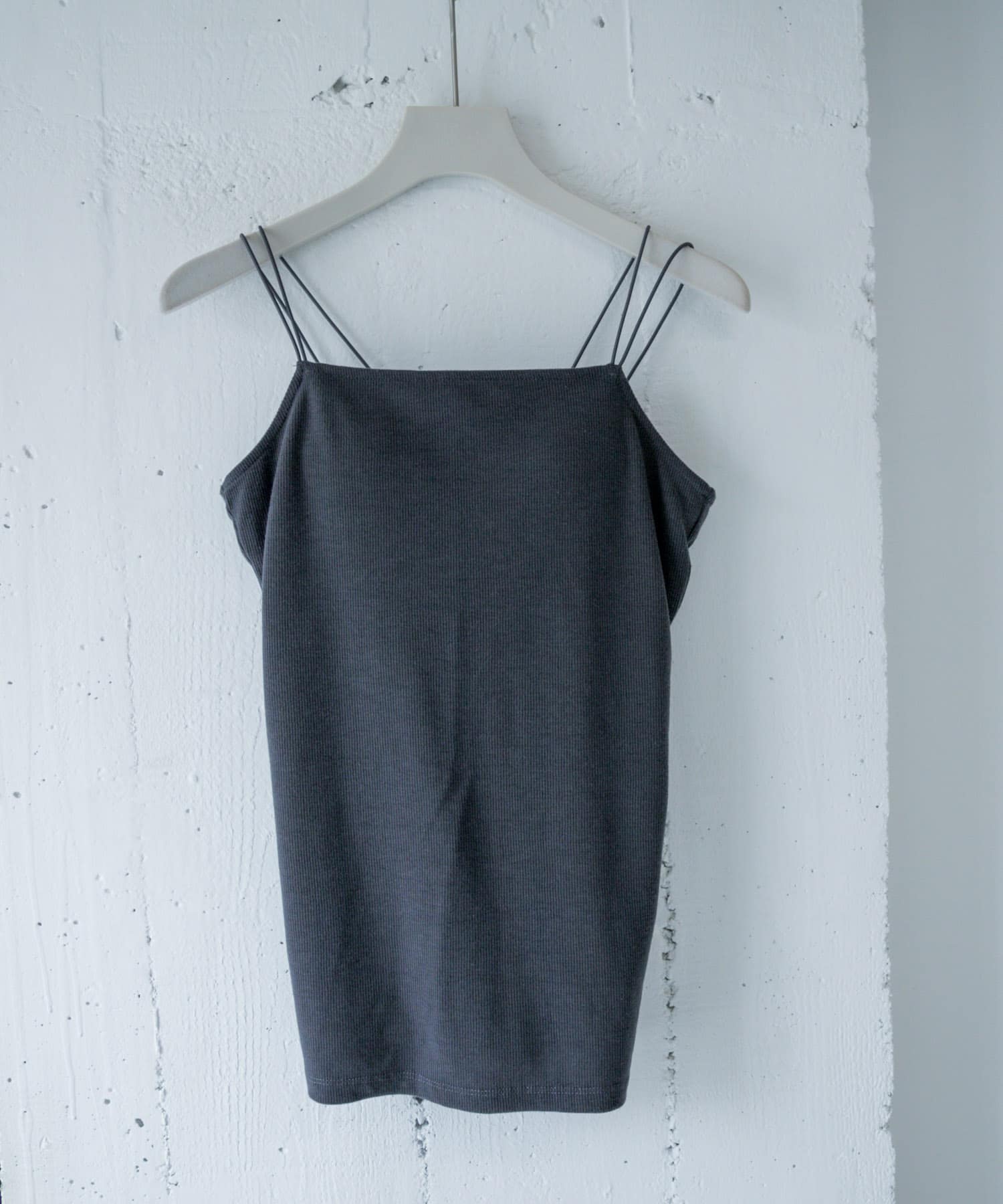 『一部WEB限定カラー』『サイズ展開あり』ダブルストラップカップツキキャミソール CHARCOAL COMPACT