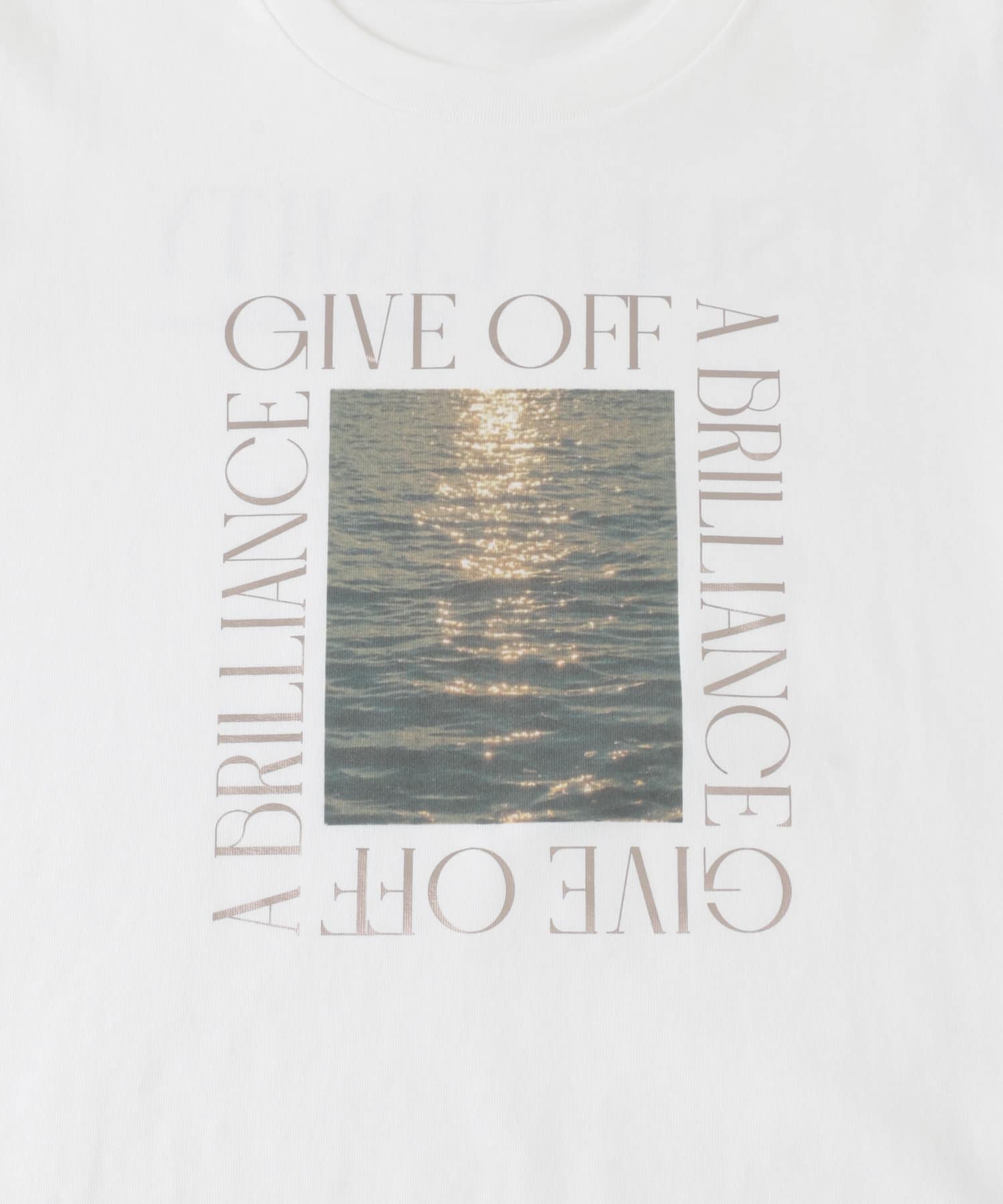 グラフィックTシャツ(半袖) GRAPHIC-C one