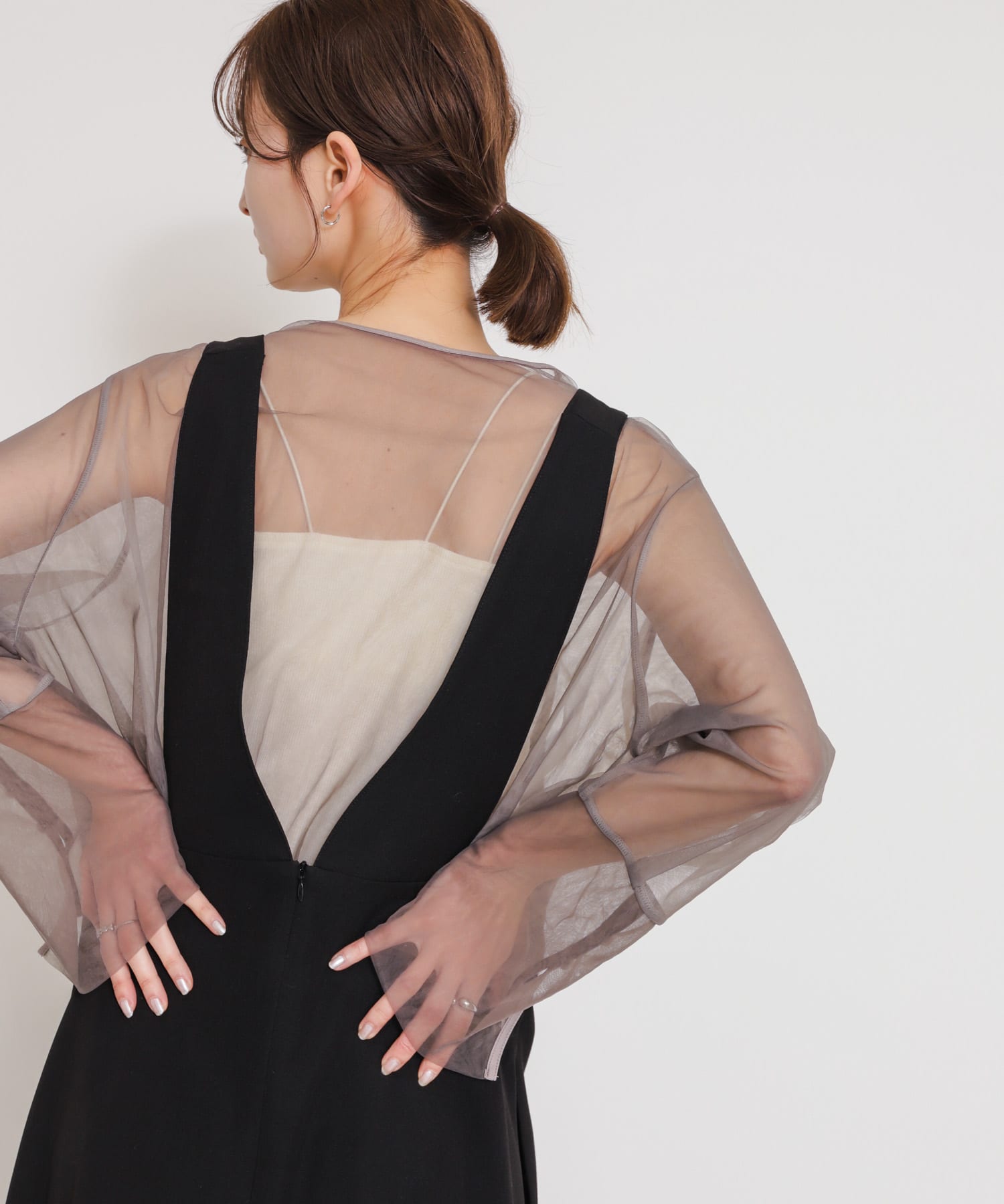 身長：169cm サイズ：one