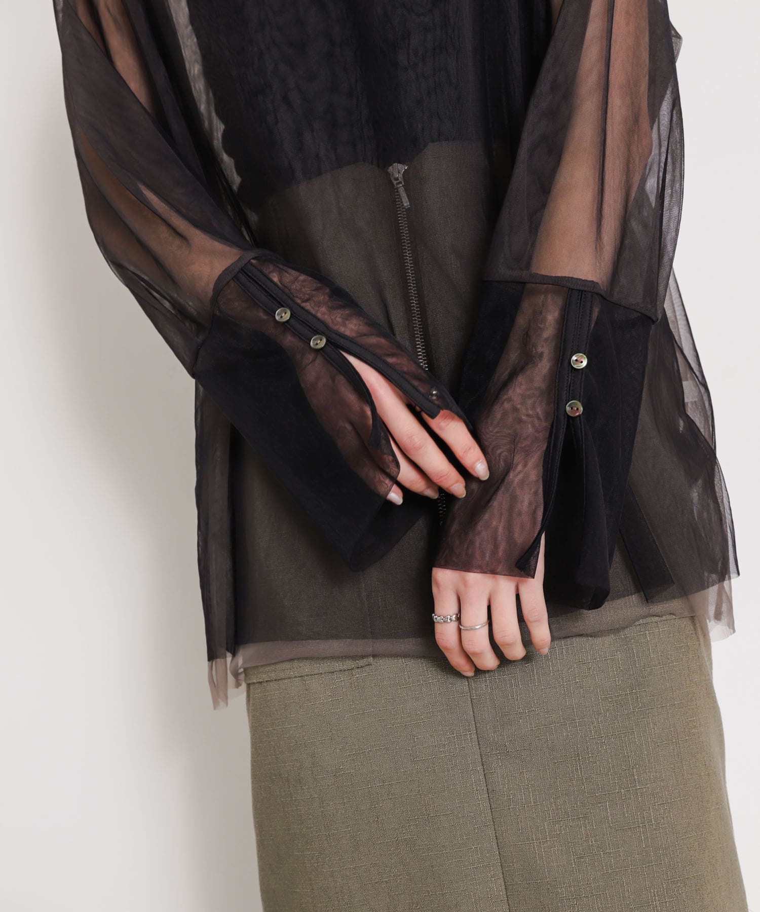 身長：169cm サイズ：one