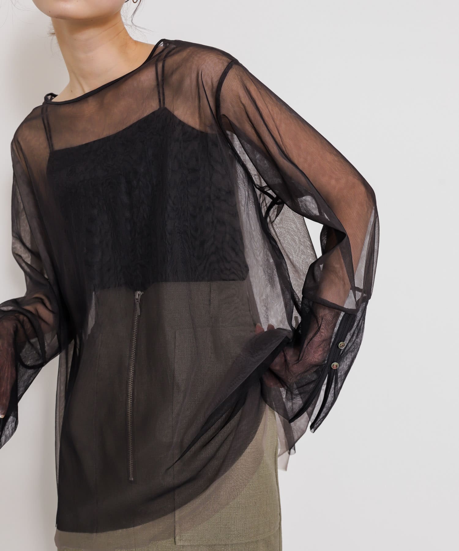 身長：169cm サイズ：one