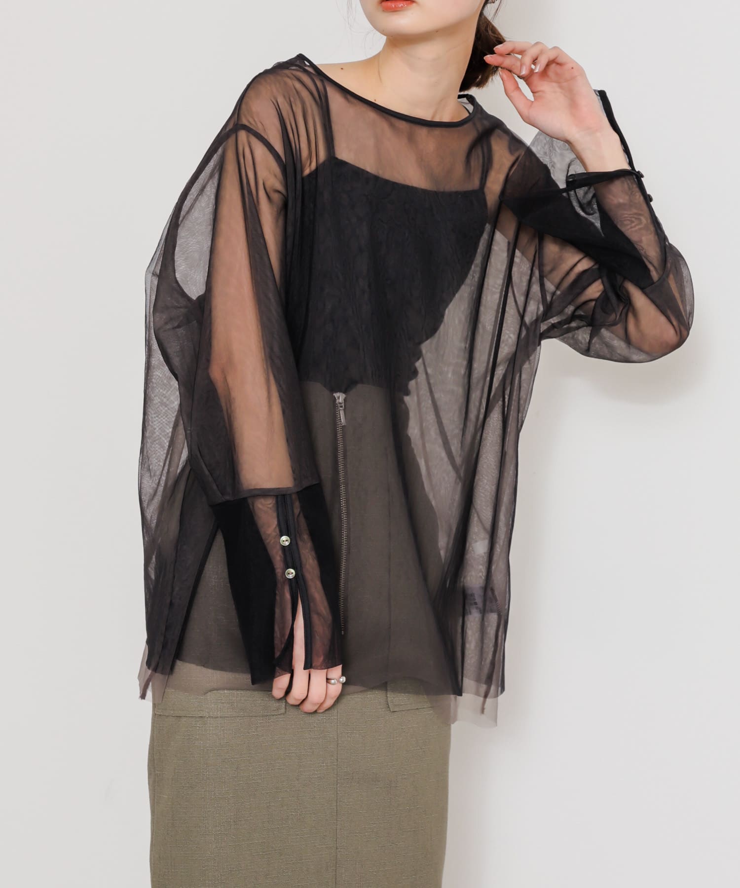 身長：169cm サイズ：one