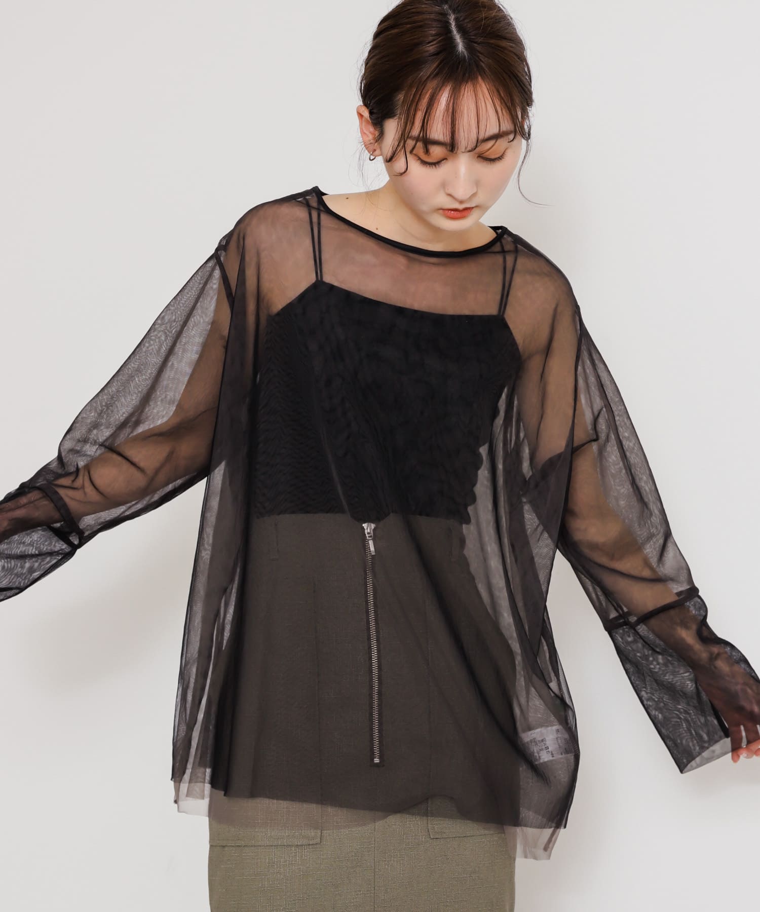 身長：169cm サイズ：one