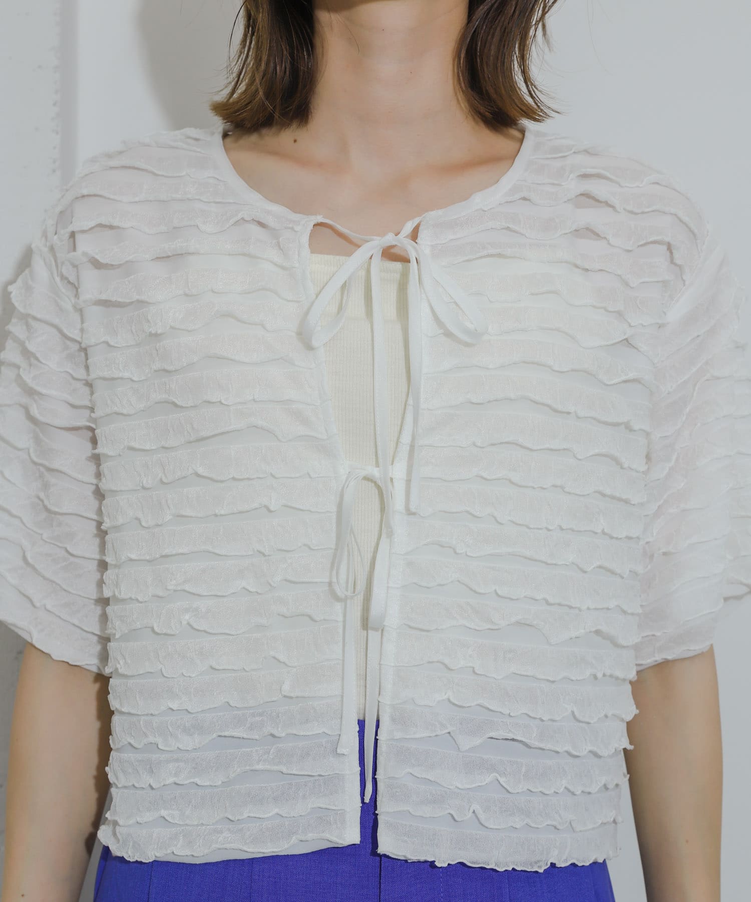 OFF WHITE