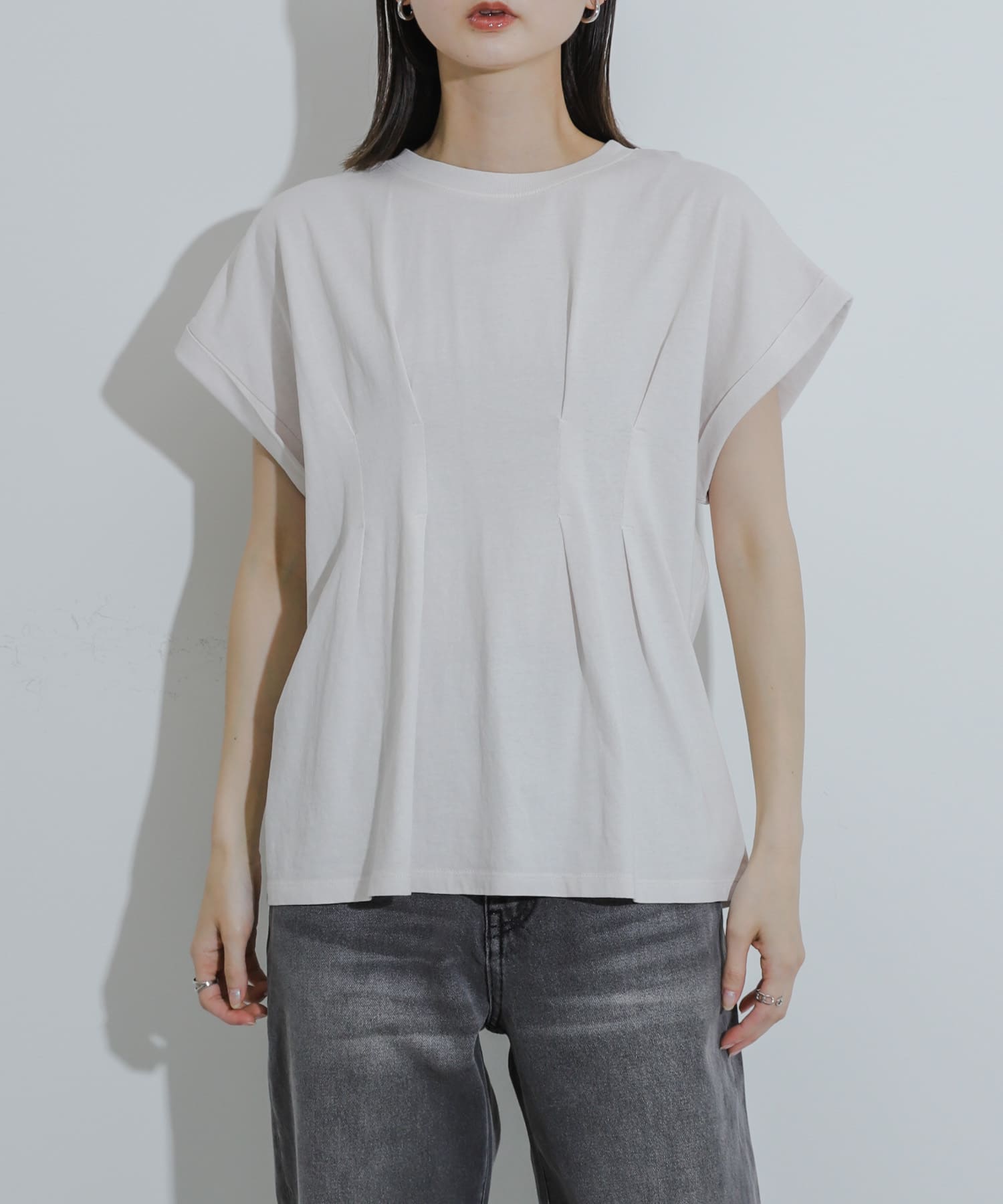 身長：169cm サイズ：one