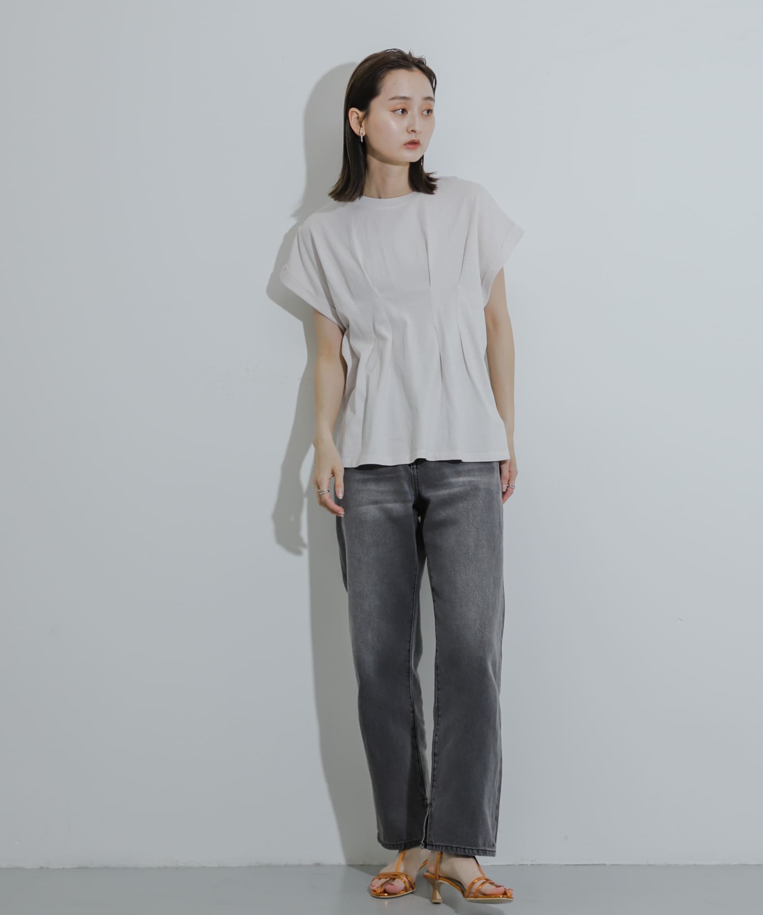 身長：169cm サイズ：one