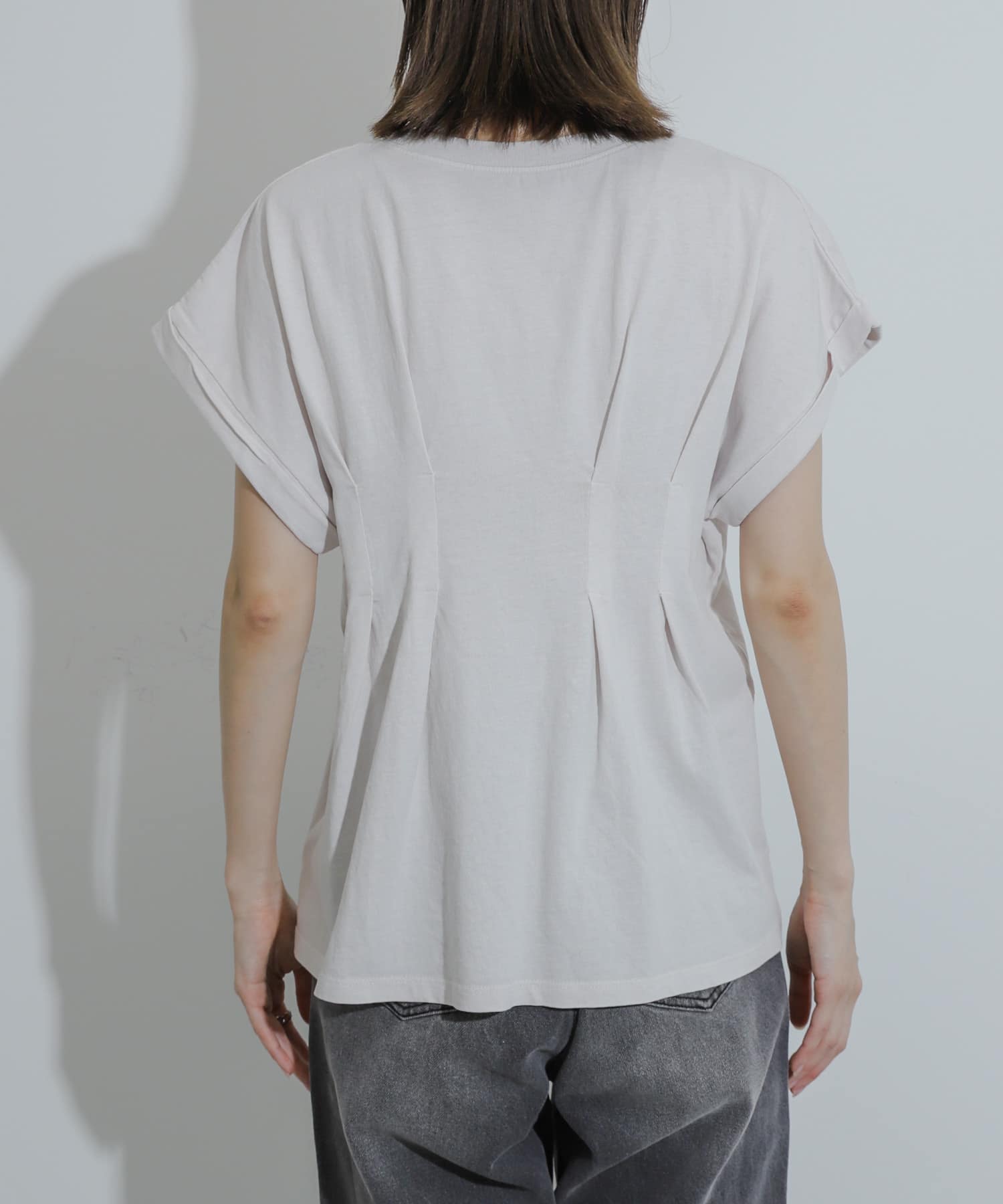 身長：169cm サイズ：one