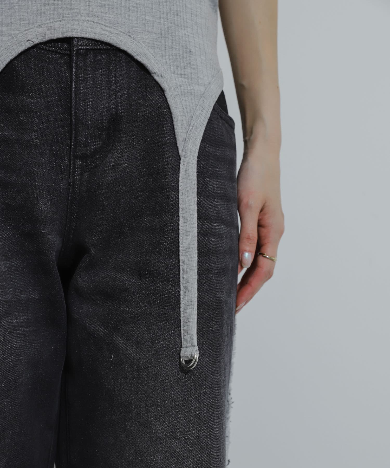 身長：169cm サイズ：one