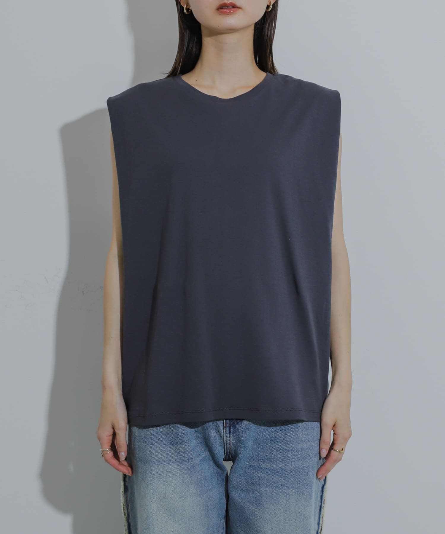 身長：169cm サイズ：one