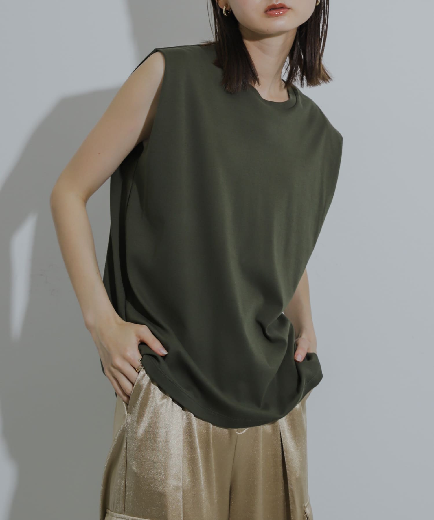 身長：169cm サイズ：one