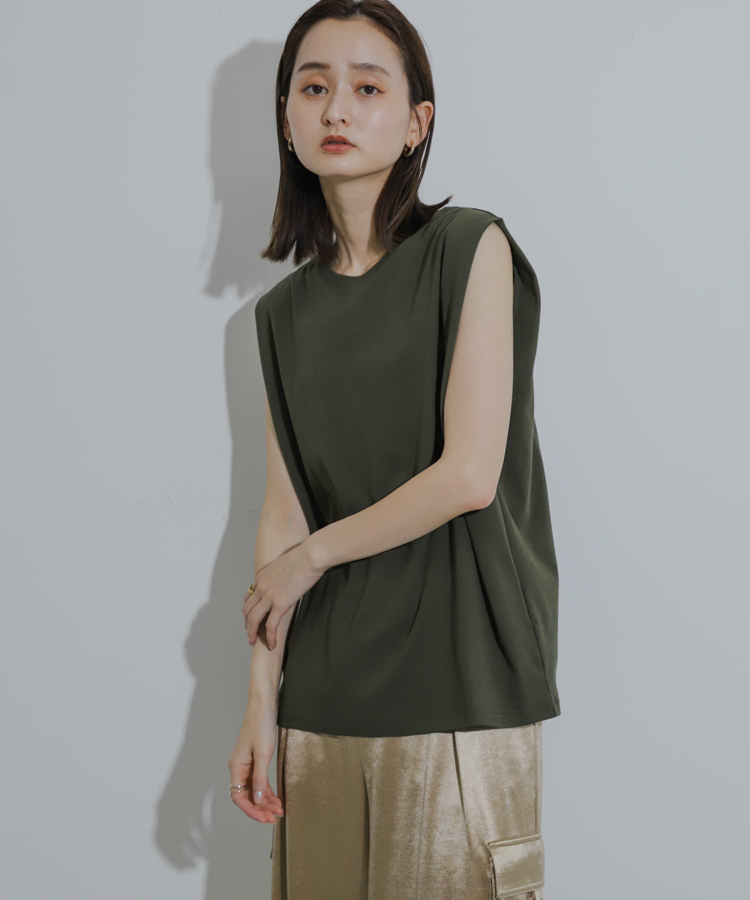 身長：169cm サイズ：one
