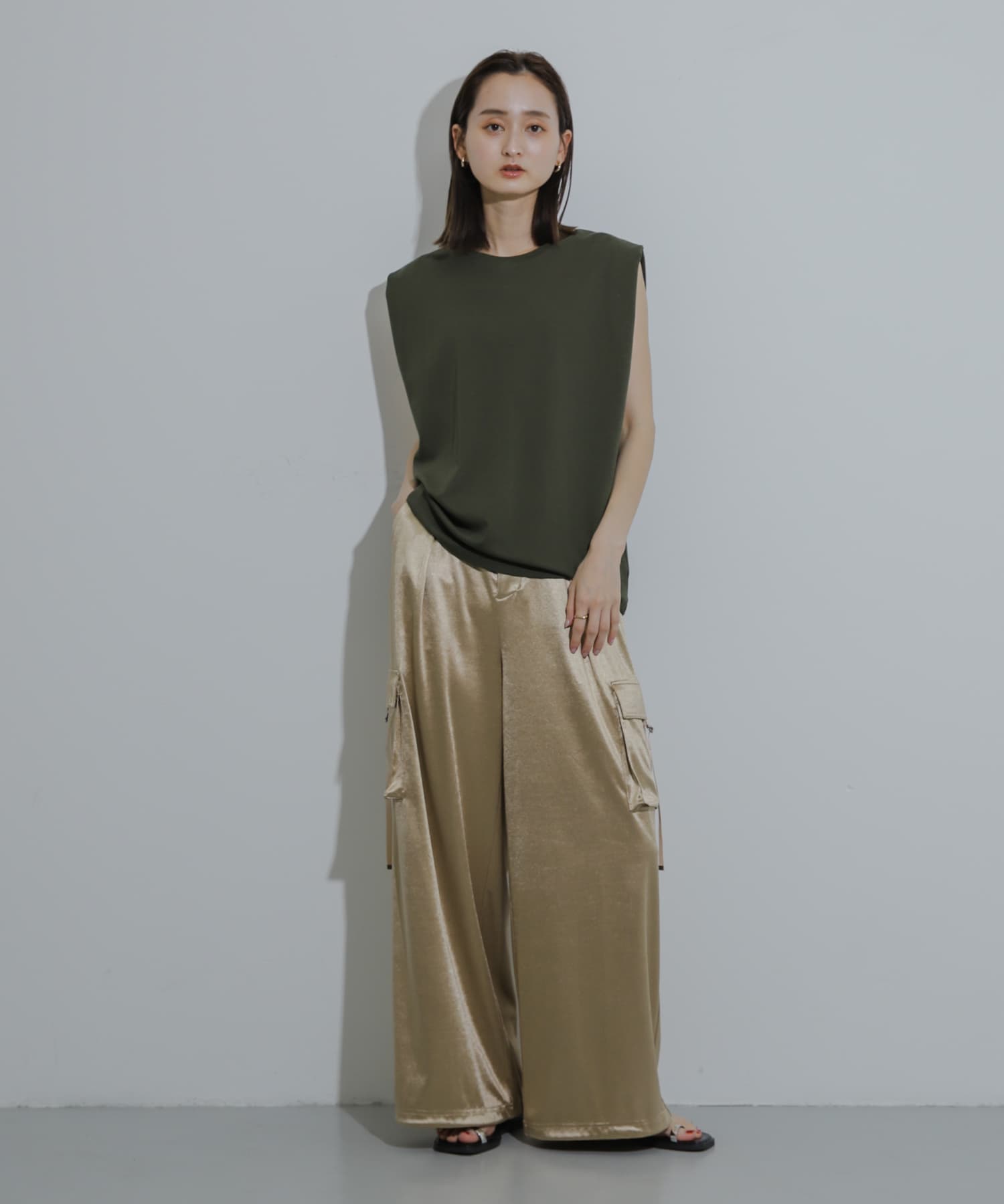 身長：169cm サイズ：one