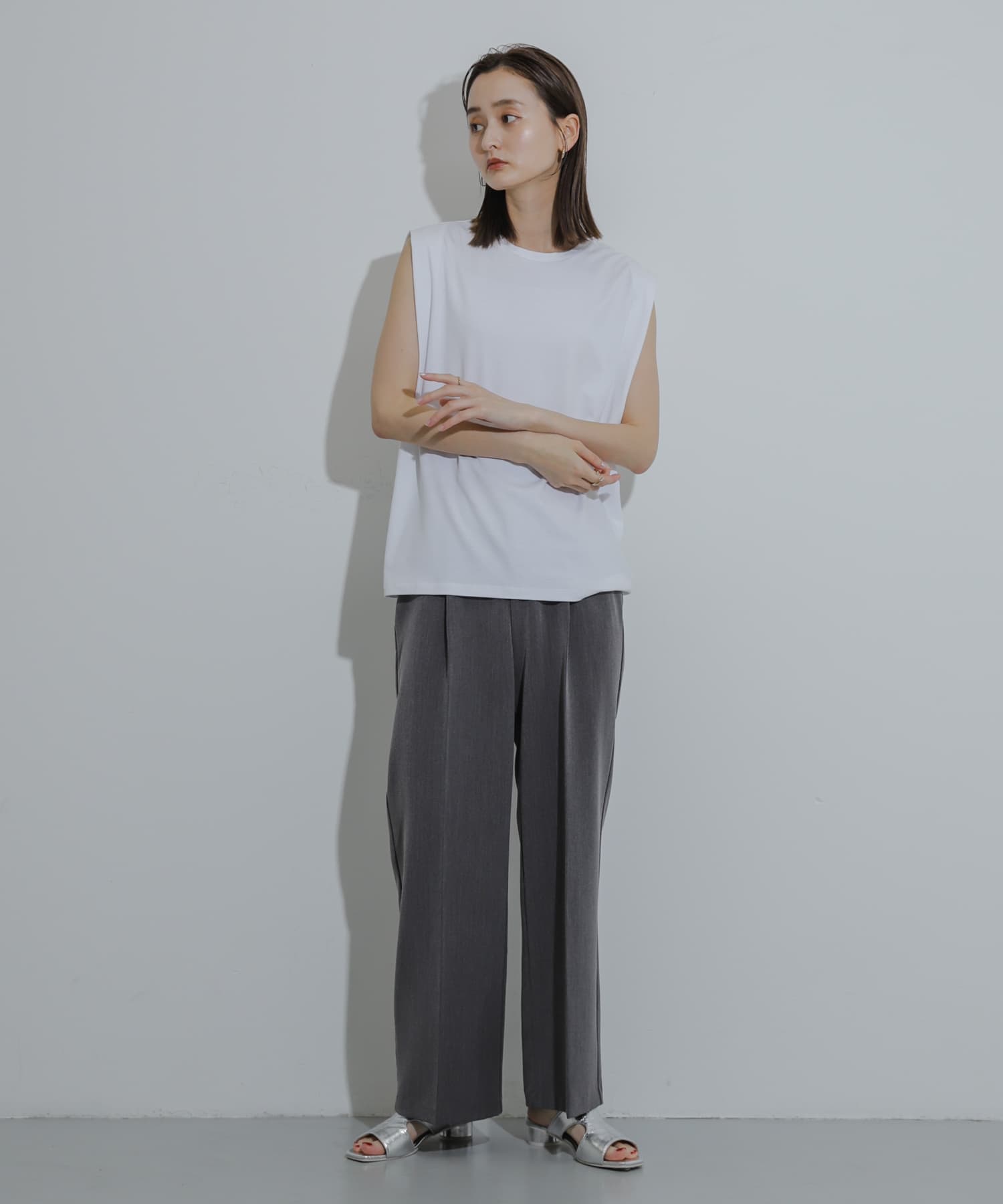 身長：169cm サイズ：one