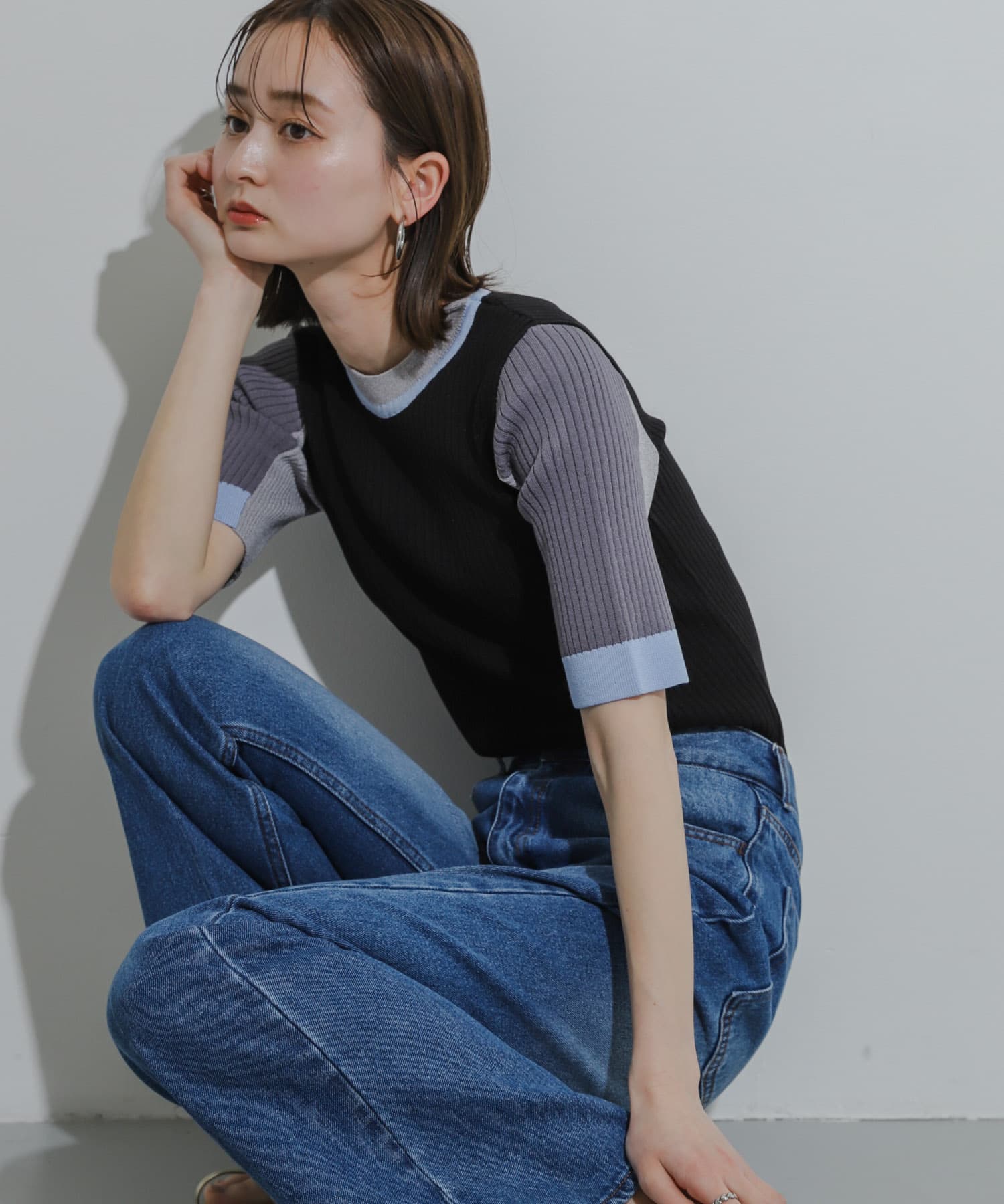 BLK×GRY