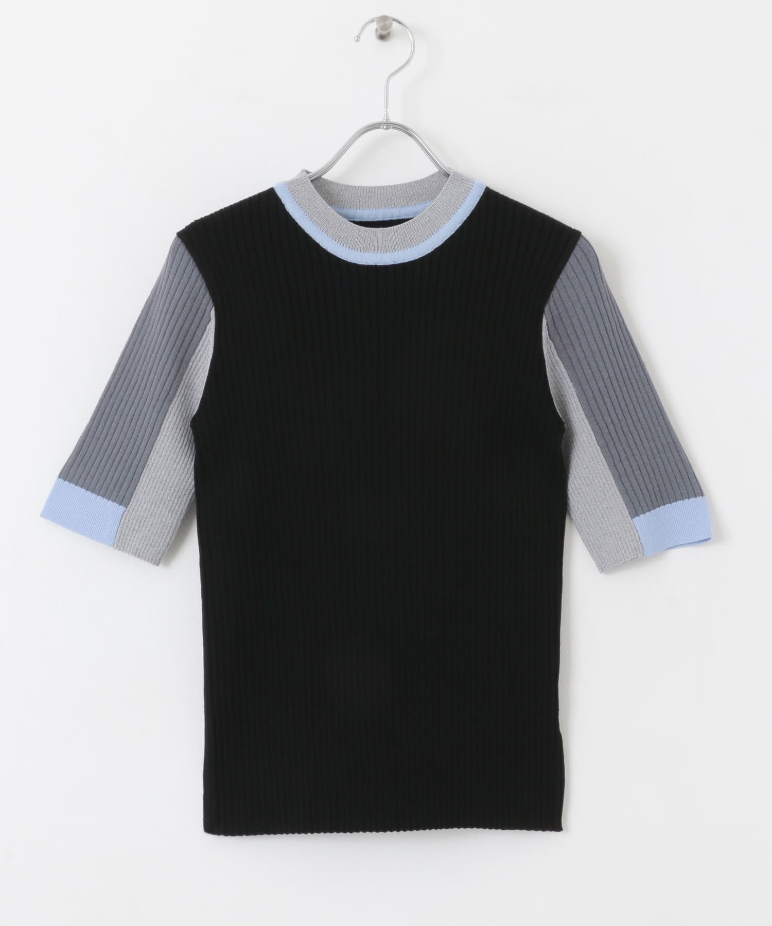 BLK×GRY