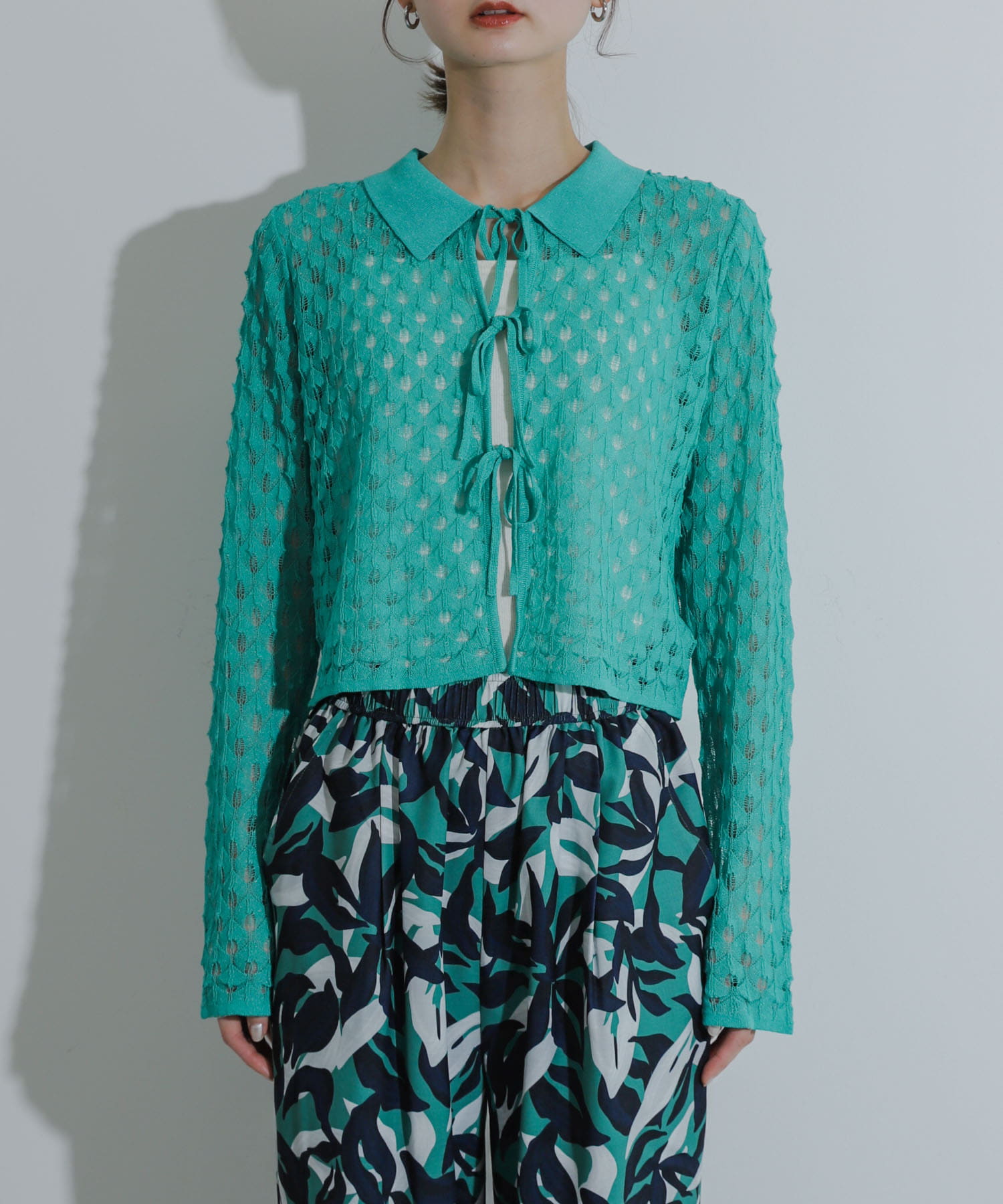 GREEN