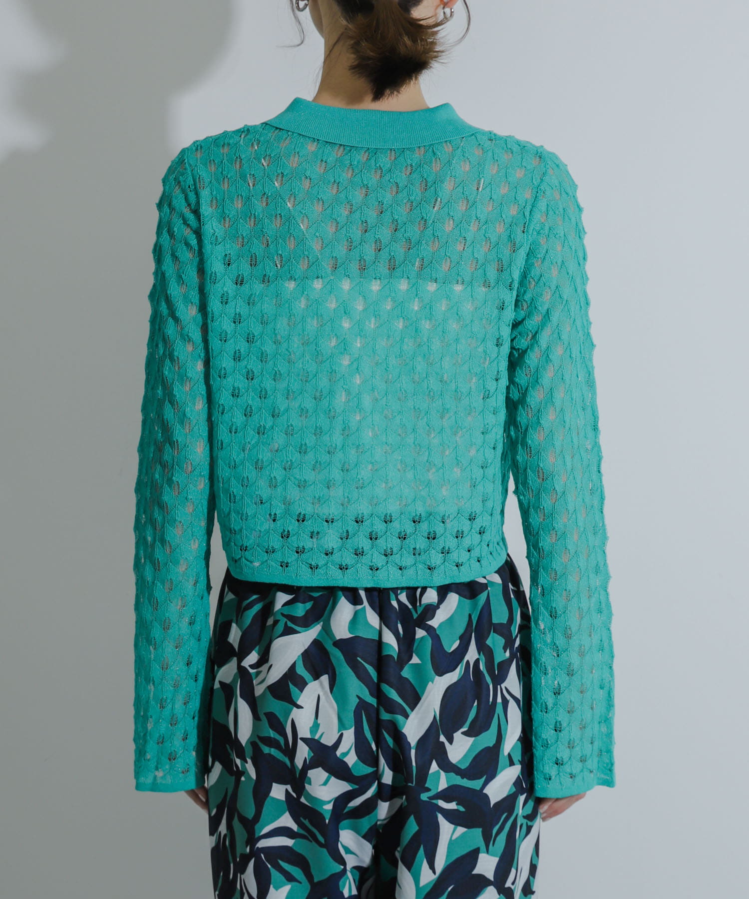 GREEN
