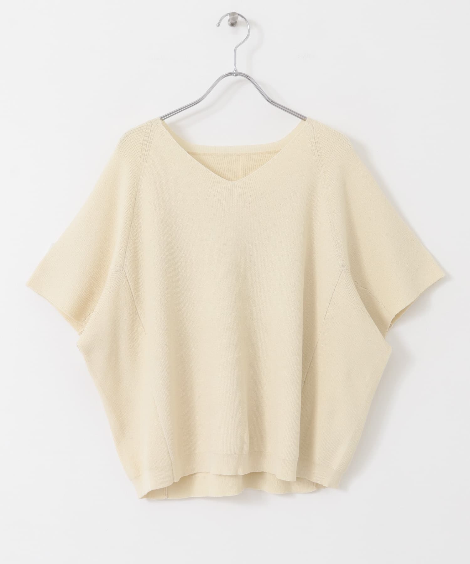 Vネックドルマンセーター IVORY one