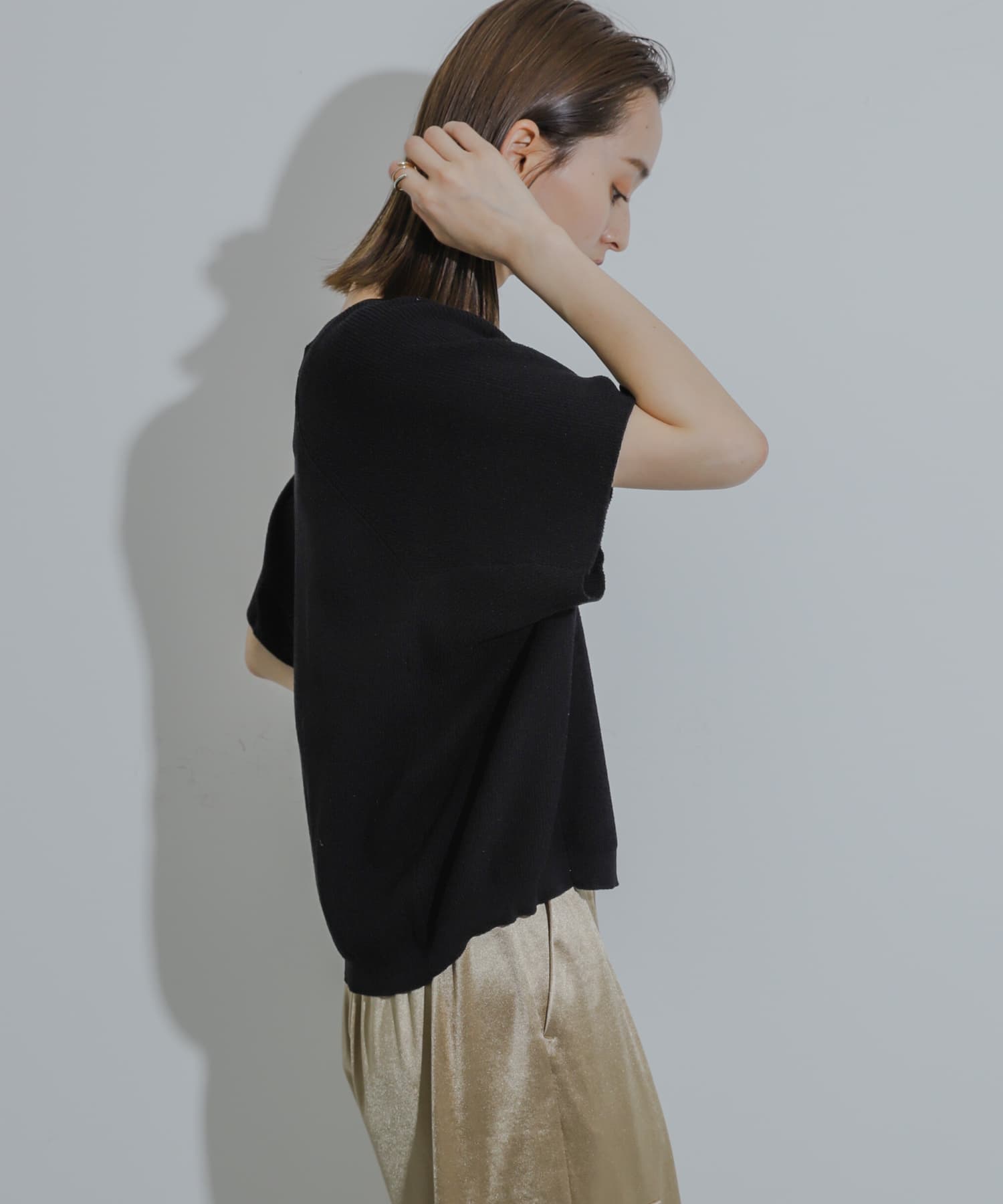 身長：169cm サイズ：one