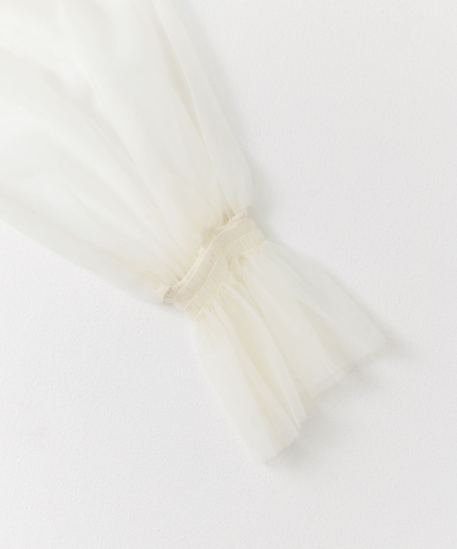 ウエストマークチュールチュニックトップ IVORY one
