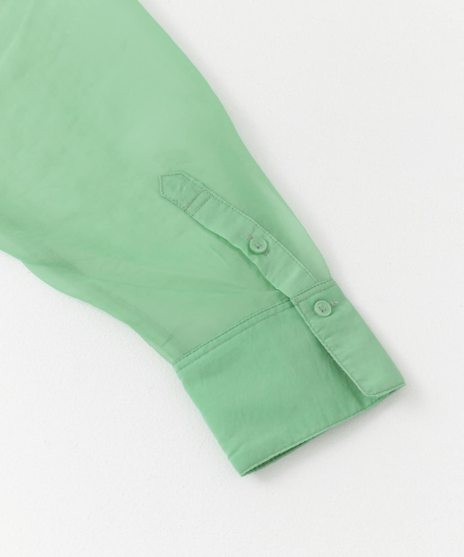 『一部WEB限定カラー』シアーシャンブレーシャツ GREEN one