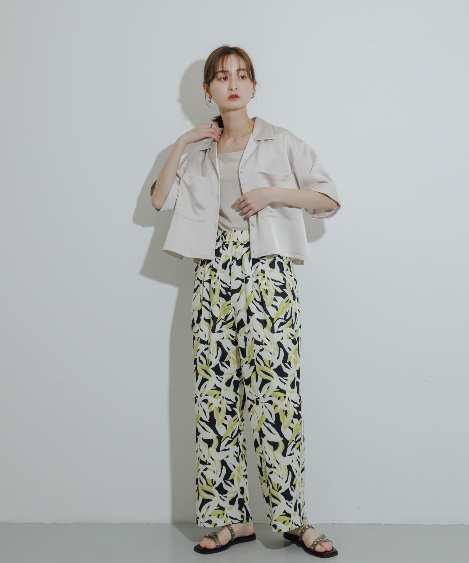 身長：169cm サイズ：one