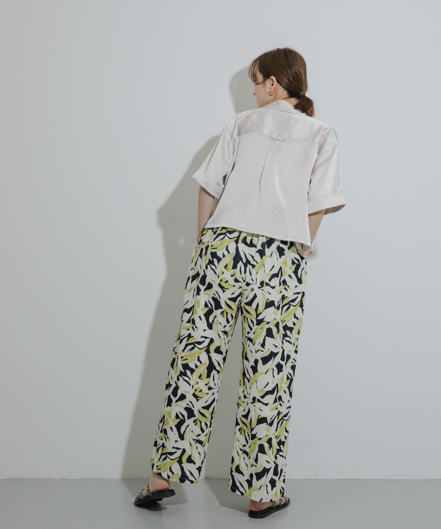 身長：169cm サイズ：one